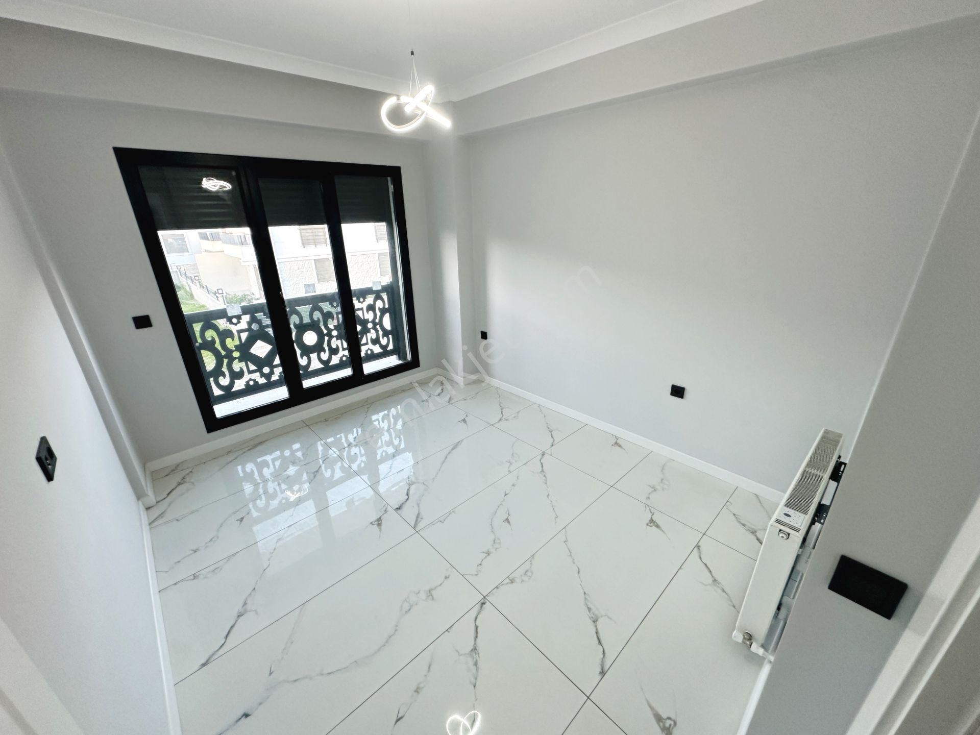 Ayanğlundan Gürede Deniz Tarafında Kusursuz İşçilikli Ayrı Mutfaklı 4+1 Satılık Villa - Görsel 16