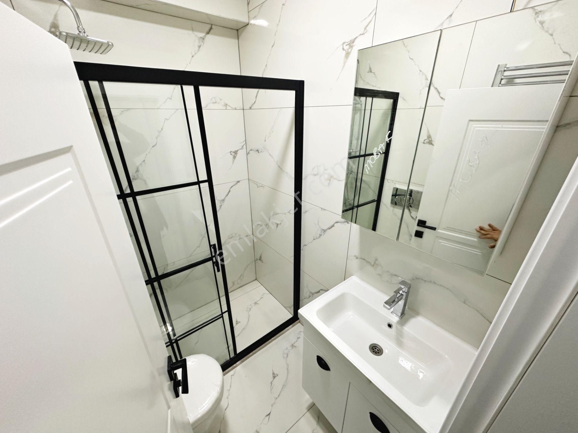 Ayanğlundan Gürede Deniz Tarafında Kusursuz İşçilikli Ayrı Mutfaklı 4+1 Satılık Villa - Görsel 24