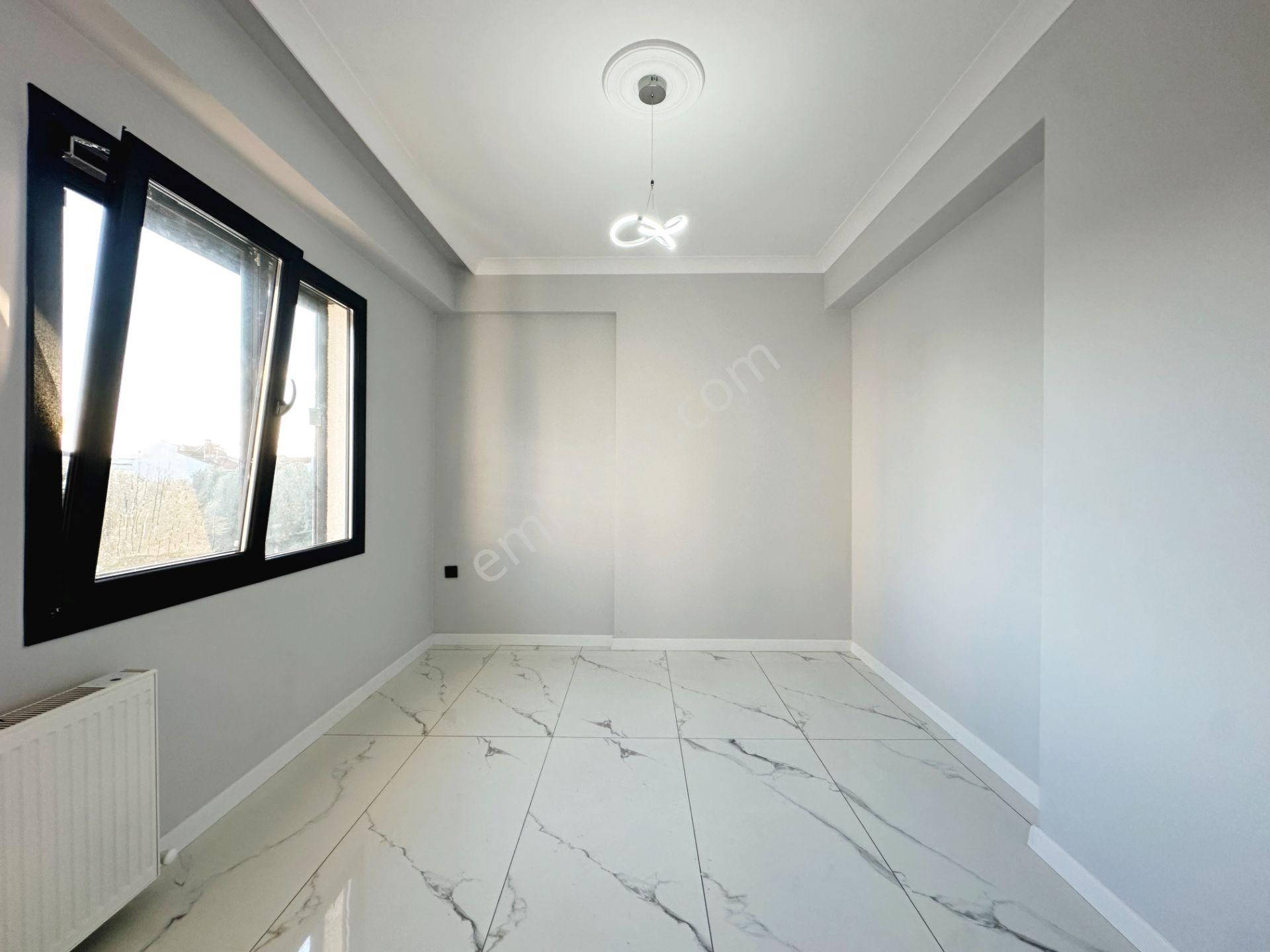 Ayanğlundan Gürede Deniz Tarafında Kusursuz İşçilikli Ayrı Mutfaklı 4+1 Satılık Villa - Görsel 31