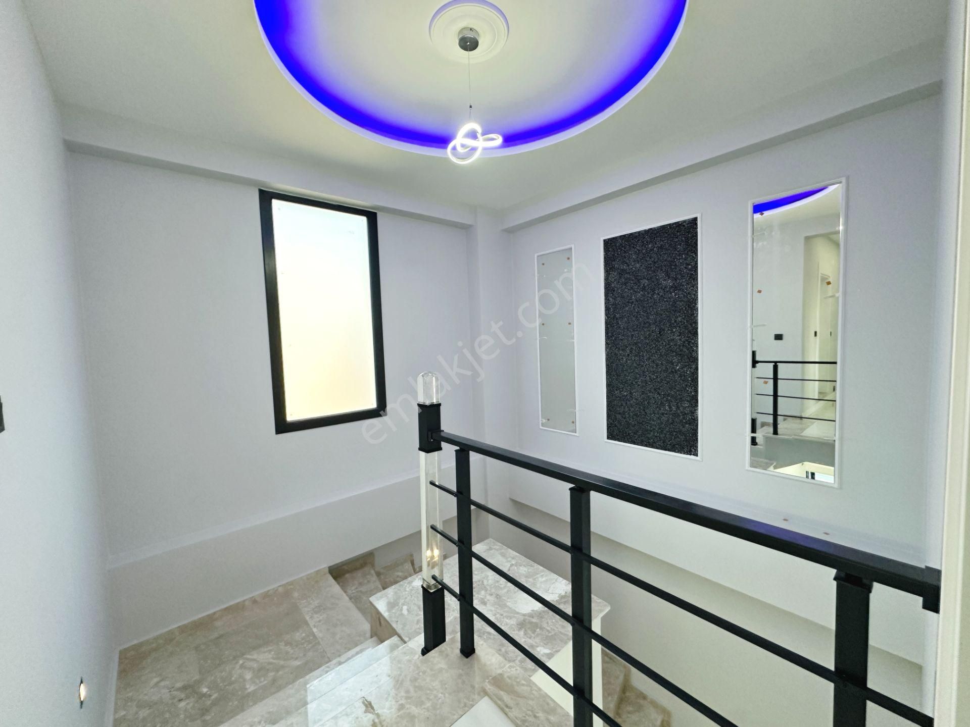 Ayanğlundan Gürede Deniz Tarafında Kusursuz İşçilikli Ayrı Mutfaklı 4+1 Satılık Villa - Görsel 15