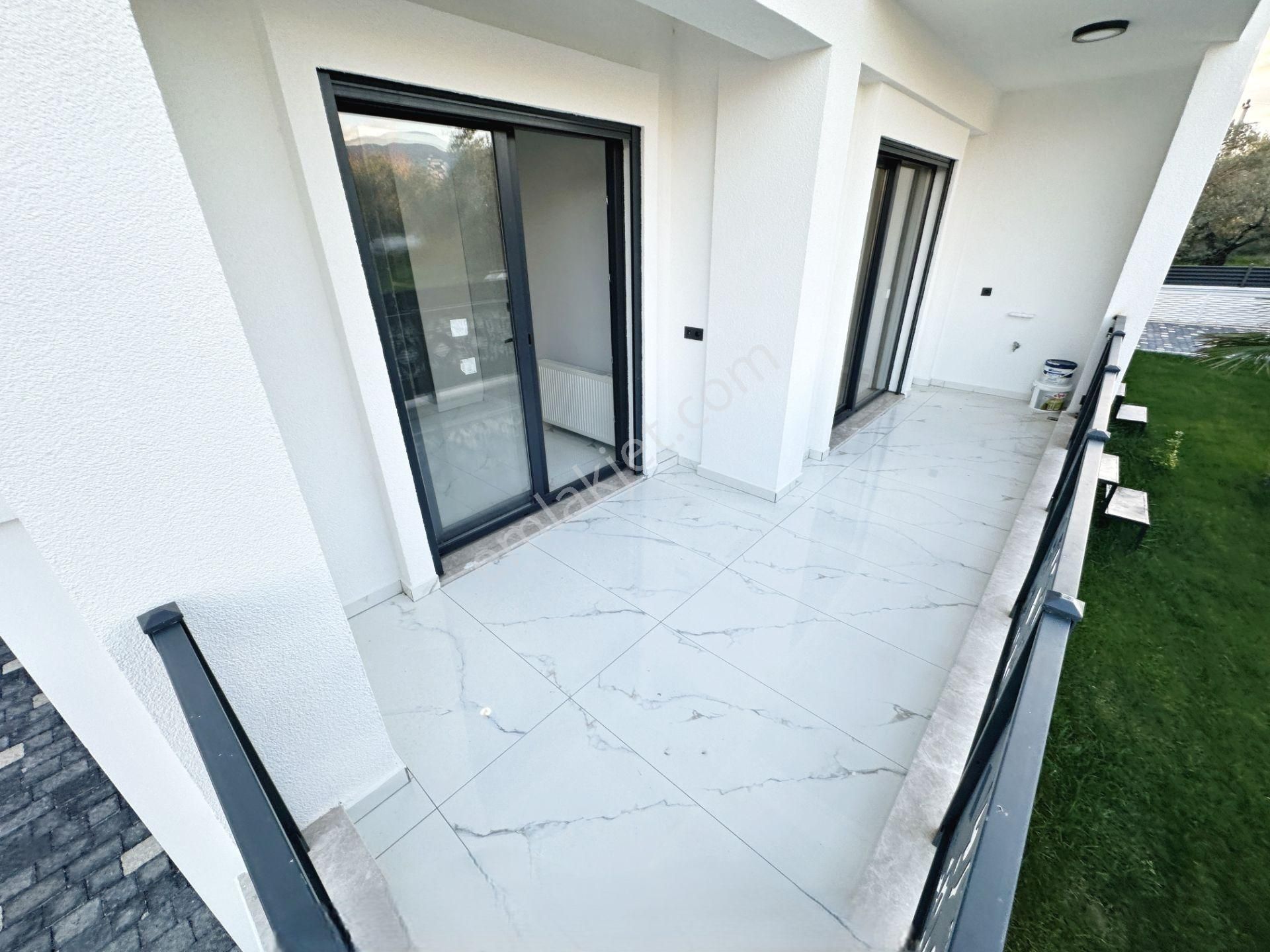 Ayanğlundan Gürede Deniz Tarafında Kusursuz İşçilikli Ayrı Mutfaklı 4+1 Satılık Villa - Görsel 5