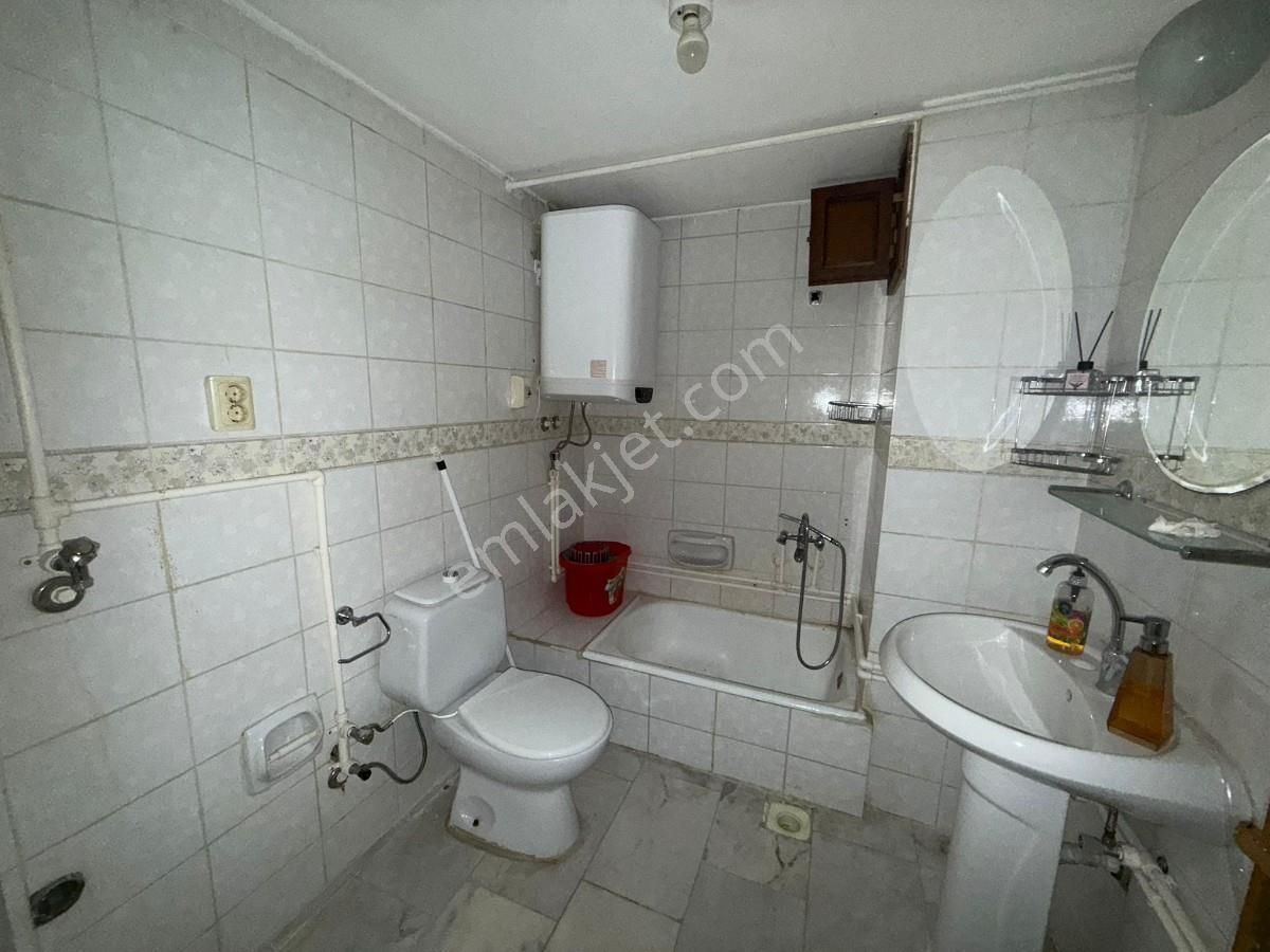 Turyaptan Kozyatağı Minübüs Yoluna Yakın Satılık 2+1 Daire - Görsel 8