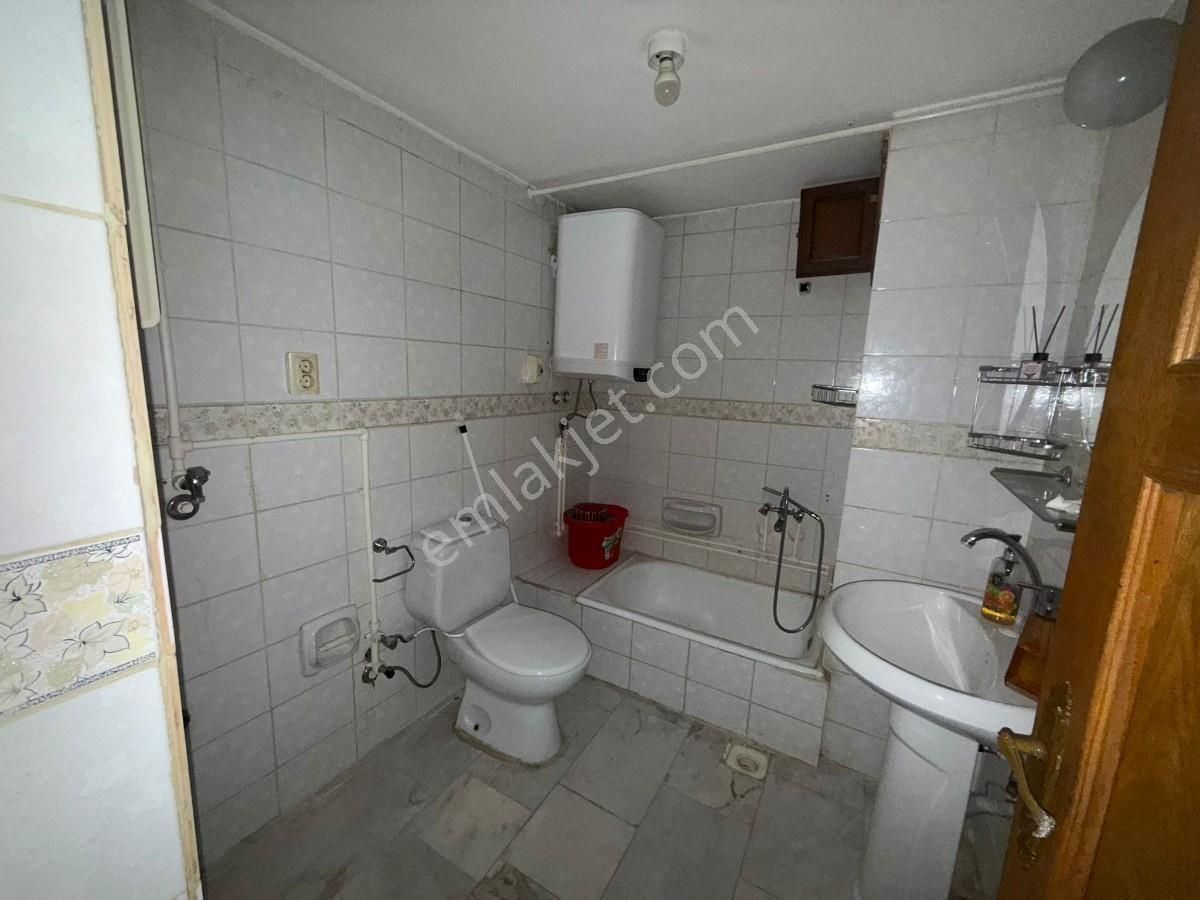 Turyaptan Kozyatağı Minübüs Yoluna Yakın Satılık 2+1 Daire - Görsel 9