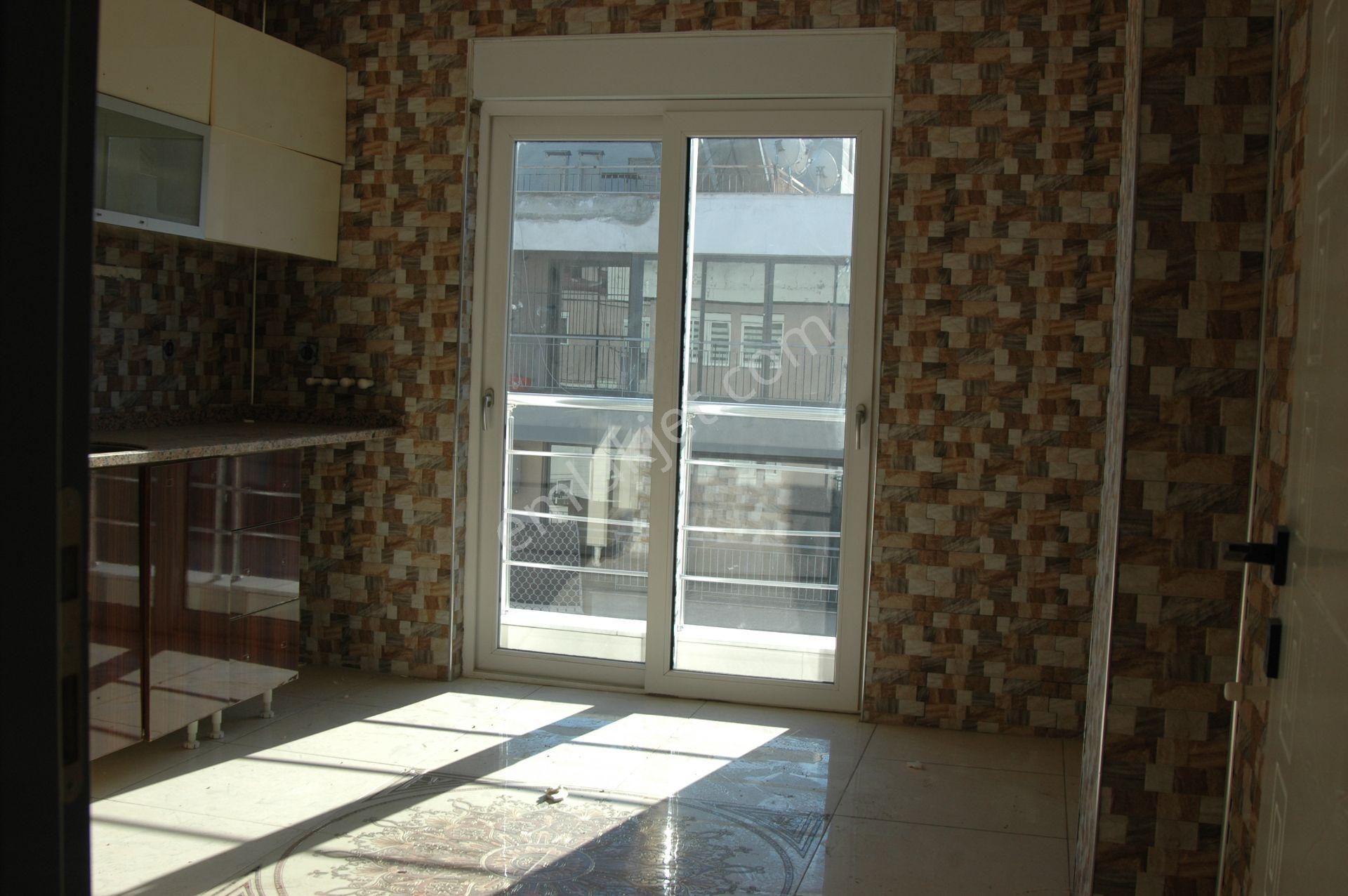 Antalya Muratpaşa Kızılarık Asansörlü 4/4 2+1 110m2 2.800.000tl - Görsel 4