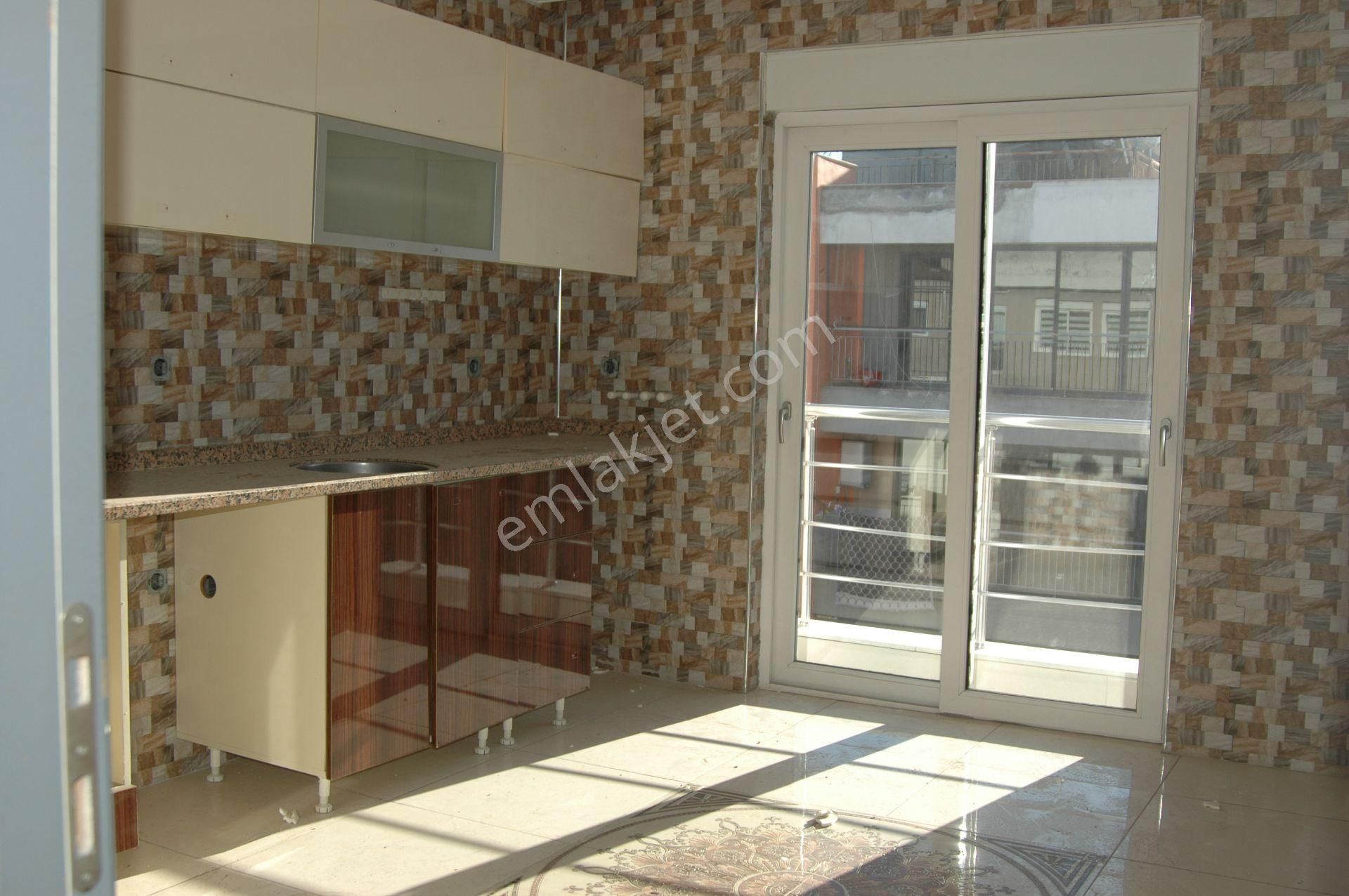 Antalya Muratpaşa Kızılarık Asansörlü 4/4 2+1 110m2 2.800.000tl - Görsel 2