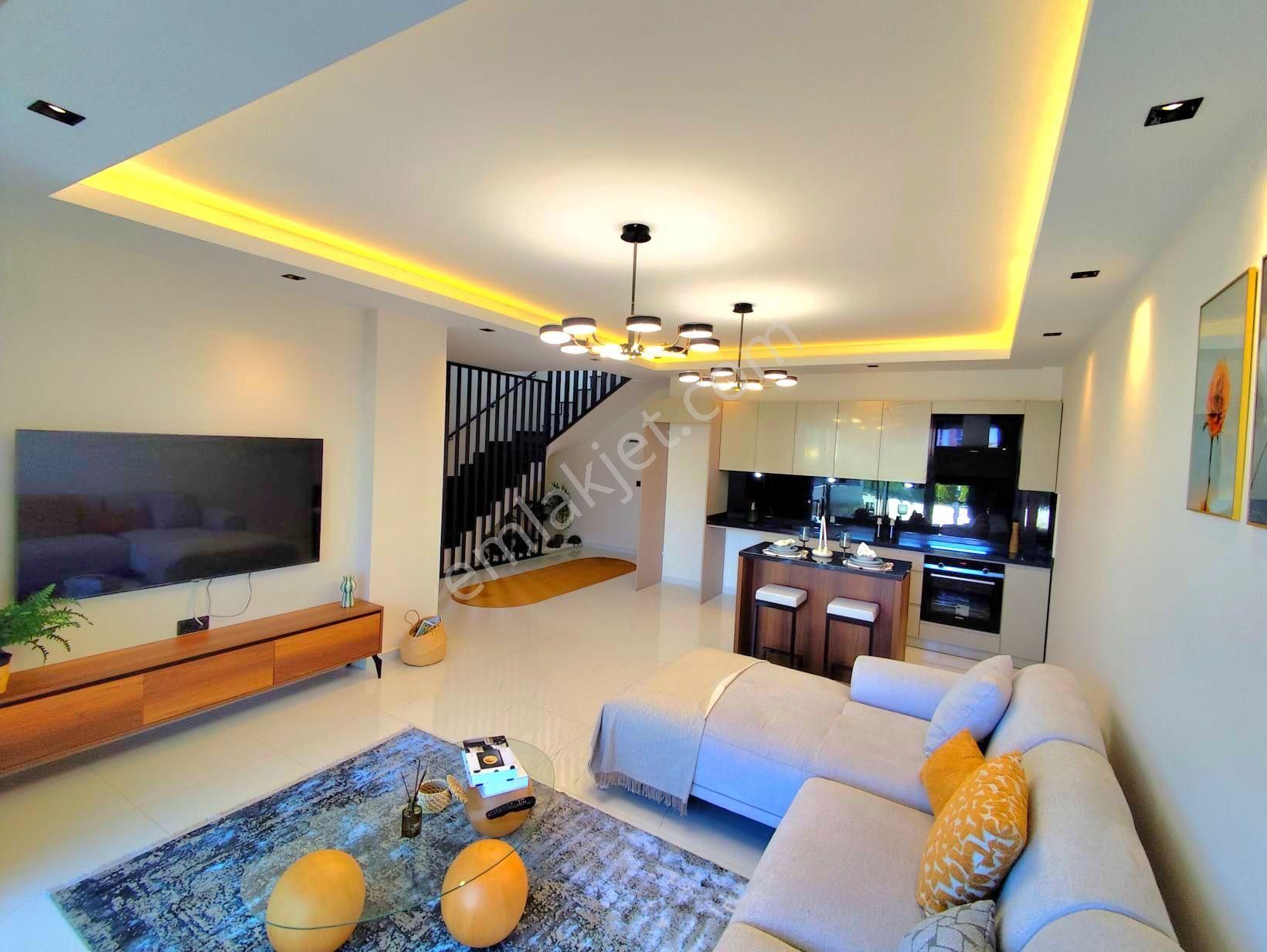 Davutlarda Özel Havuzlu 5+2 Tek Müstakil Bahçeli Sıfır Villa - Görsel 8