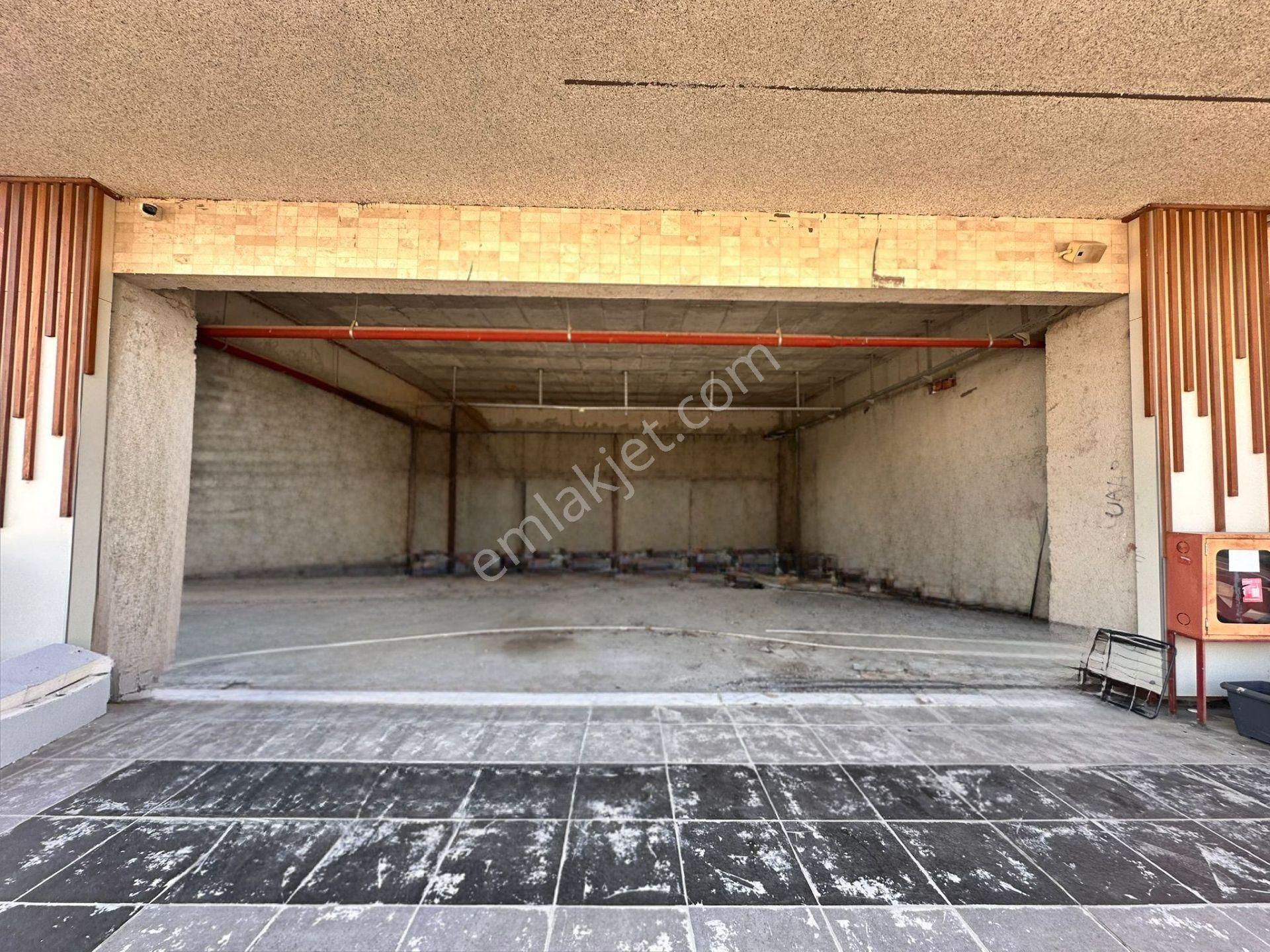 Sanayi Karşısı Avm İçinde Yatırımlık Dükkan