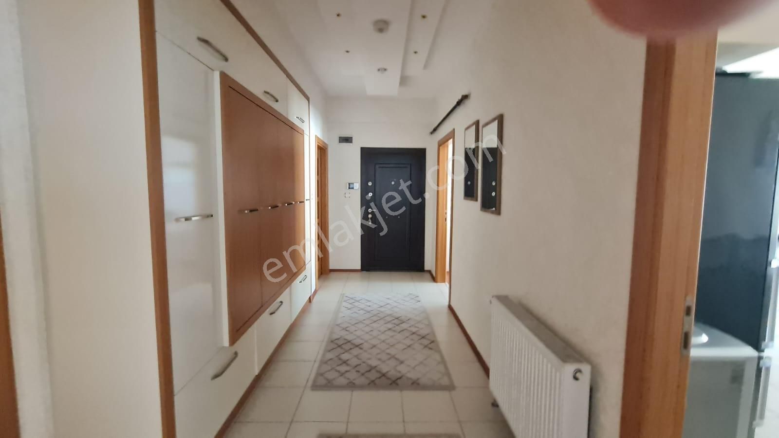 İsa Kavak Gayrimenkul’den Kiralık 3+1 Merkezi Sistem Daire – Meram/aydoğdu - Görsel 13