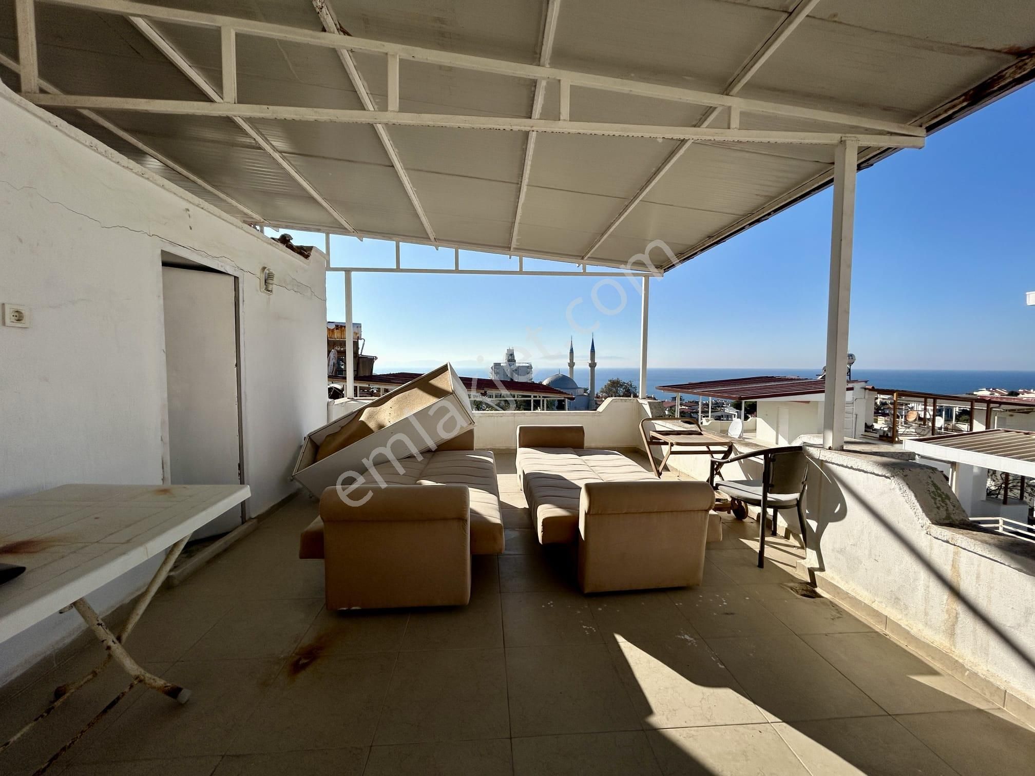 Merkezi Konumda Deniz Manzaralı Fırsat Villa - Görsel 8