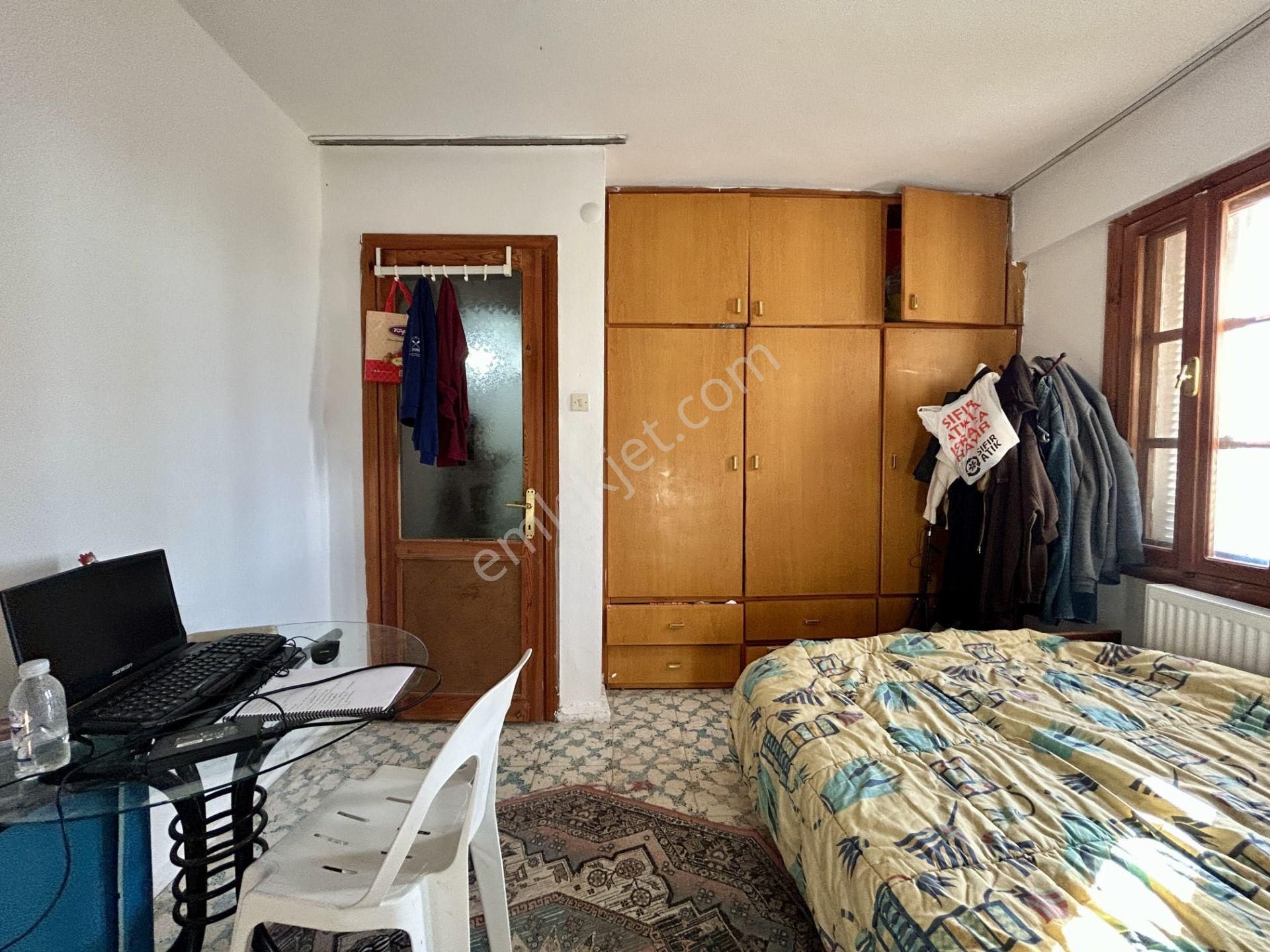 Merkezi Konumda Deniz Manzaralı Fırsat Villa - Görsel 22