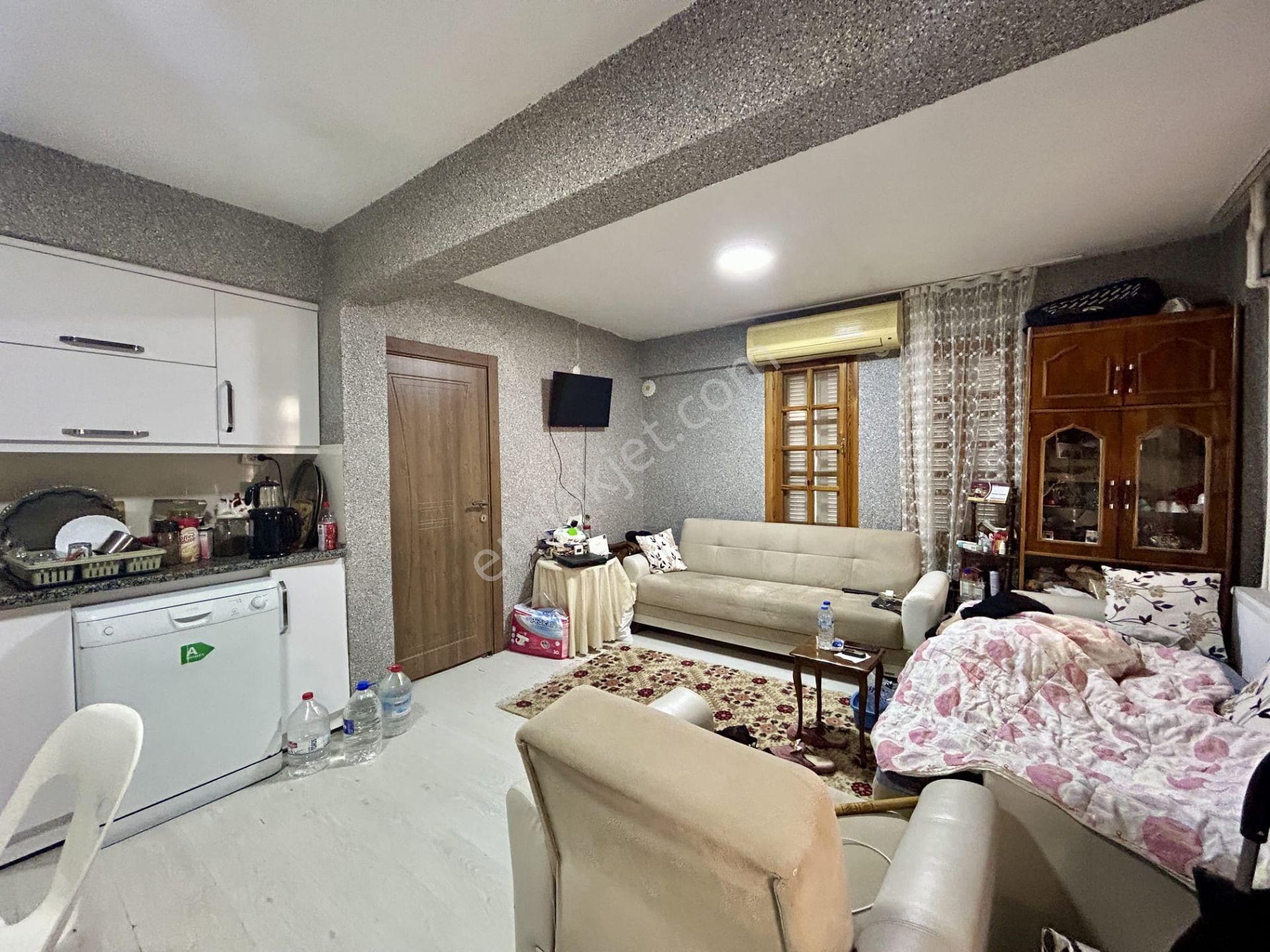 Merkezi Konumda Deniz Manzaralı Fırsat Villa - Görsel 19