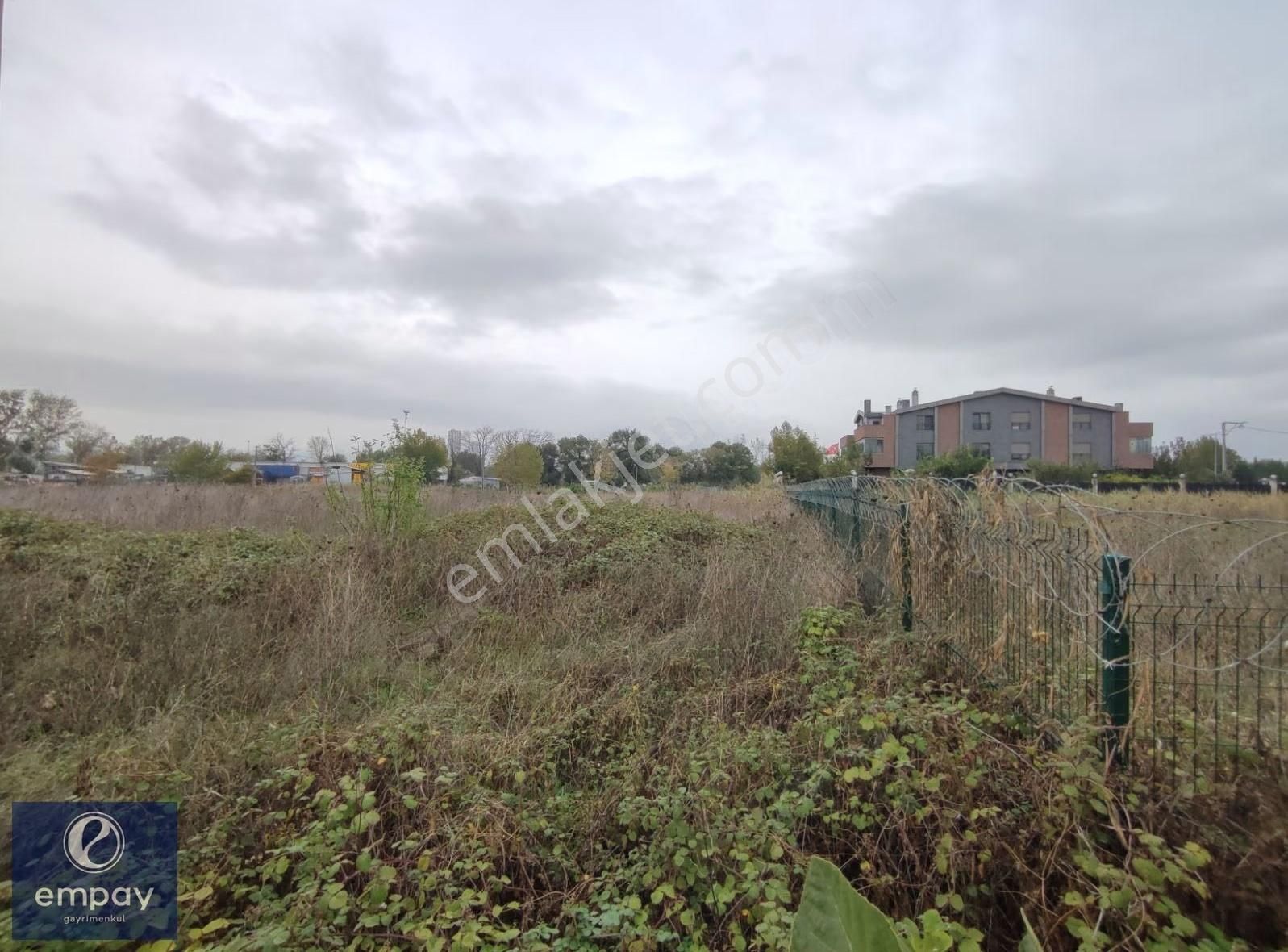 Empay Gayrimenkul'den Nilüferköy'de Satılık Köşe Parsel Arsa - Görsel 2