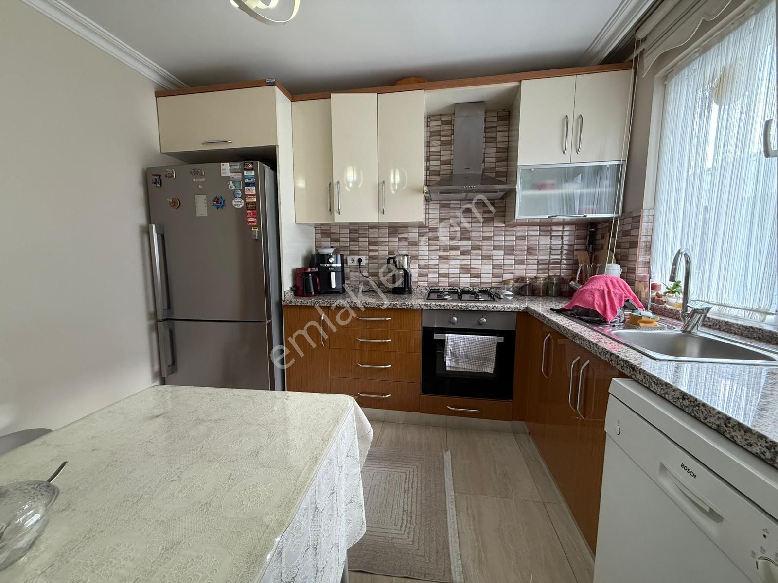 Bahçelievler Merkez'de 9 Yıllık Binada 3+2 Ön Cephe Dubleks - Görsel 10