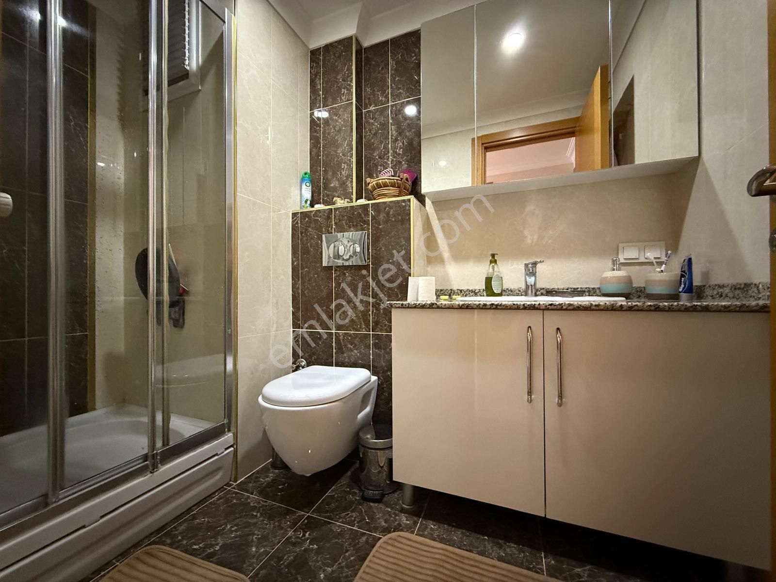 Bahçelievler Merkez'de 9 Yıllık Binada 3+2 Ön Cephe Dubleks - Görsel 16