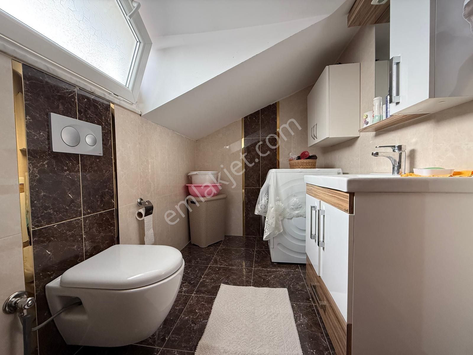 Bahçelievler Merkez'de 9 Yıllık Binada 3+2 Ön Cephe Dubleks - Görsel 29