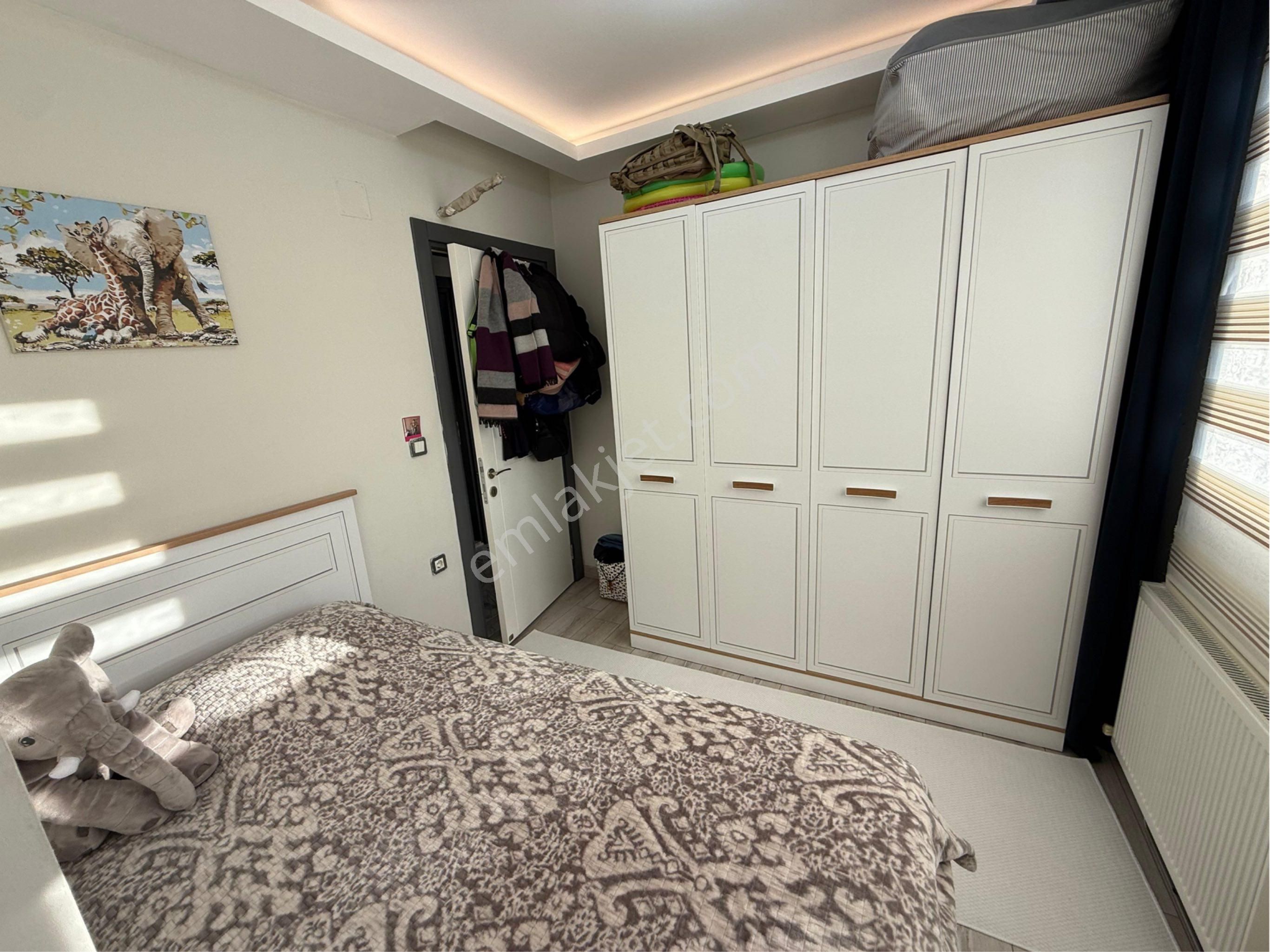 Tellidere'de/metroya Yakın/3 Yaş/3+1/k.mutfak/ç.banyo/iskanlı !! - Görsel 17