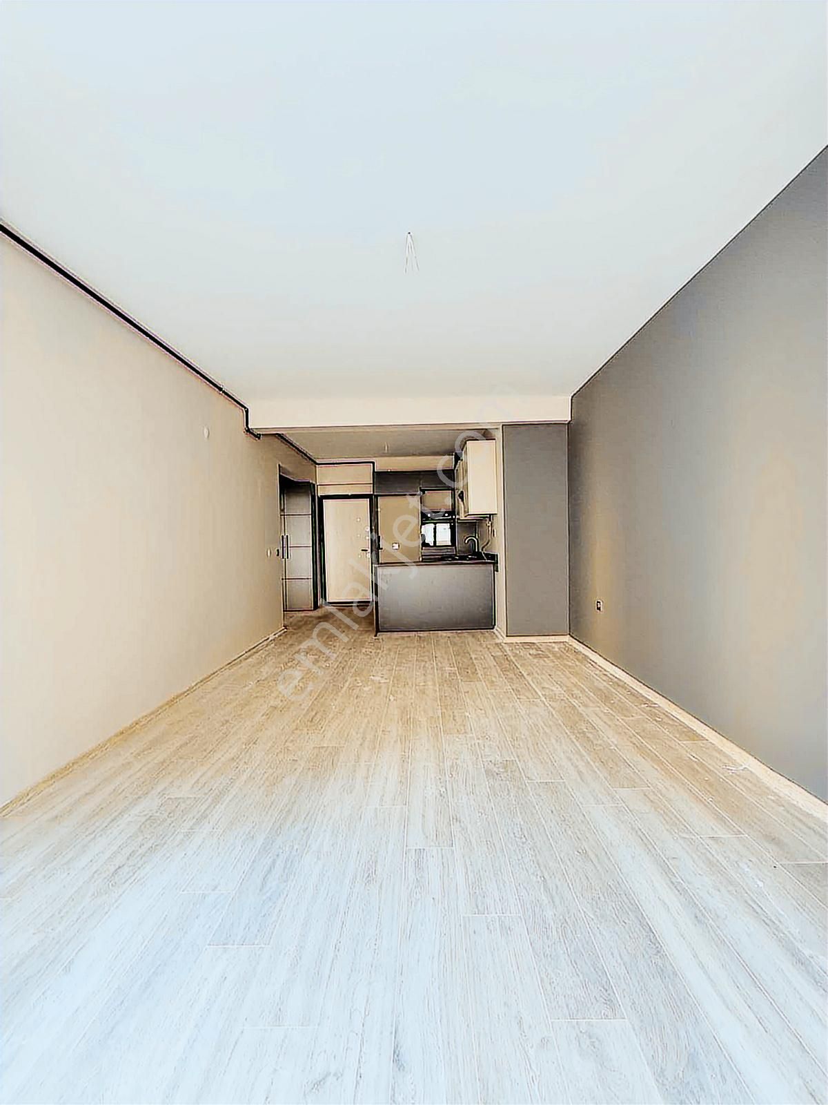 23 Nisan Mah.de Kapalı Otoparklı Sıfırı Lüks 1+1 Kiralık Daire - Görsel 9