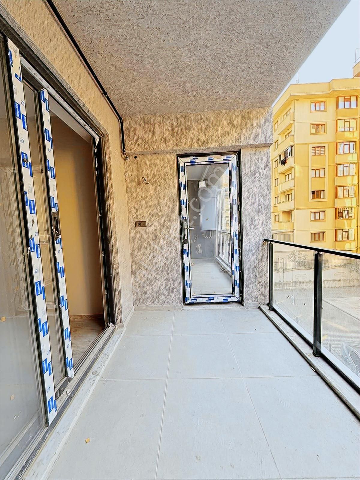 23 Nisan Mah.de Kapalı Otoparklı Sıfırı Lüks 1+1 Kiralık Daire - Görsel 10