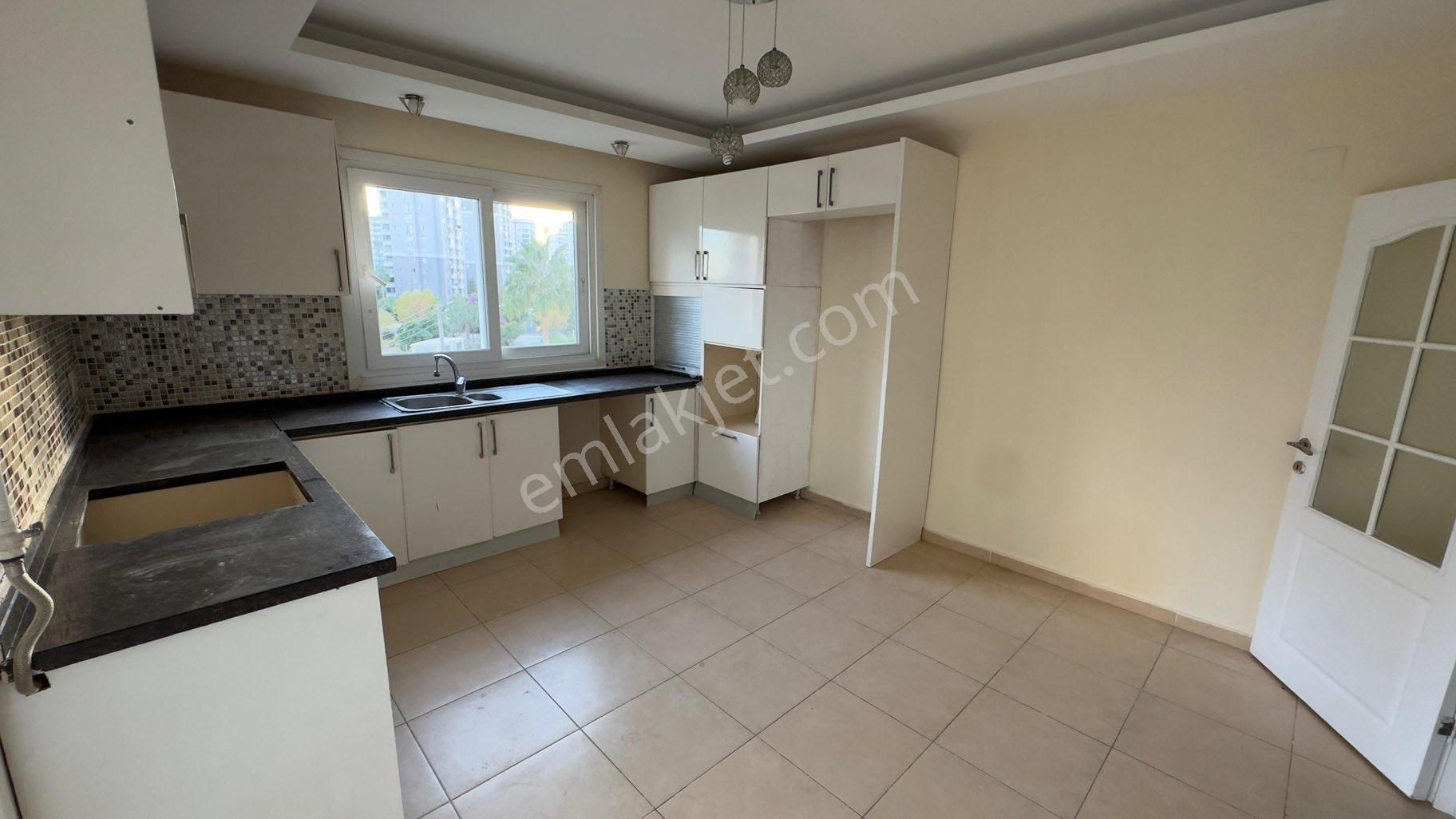 Florya Park Sitesi Lüx Geniş 3+1 Kiralık - Görsel 13