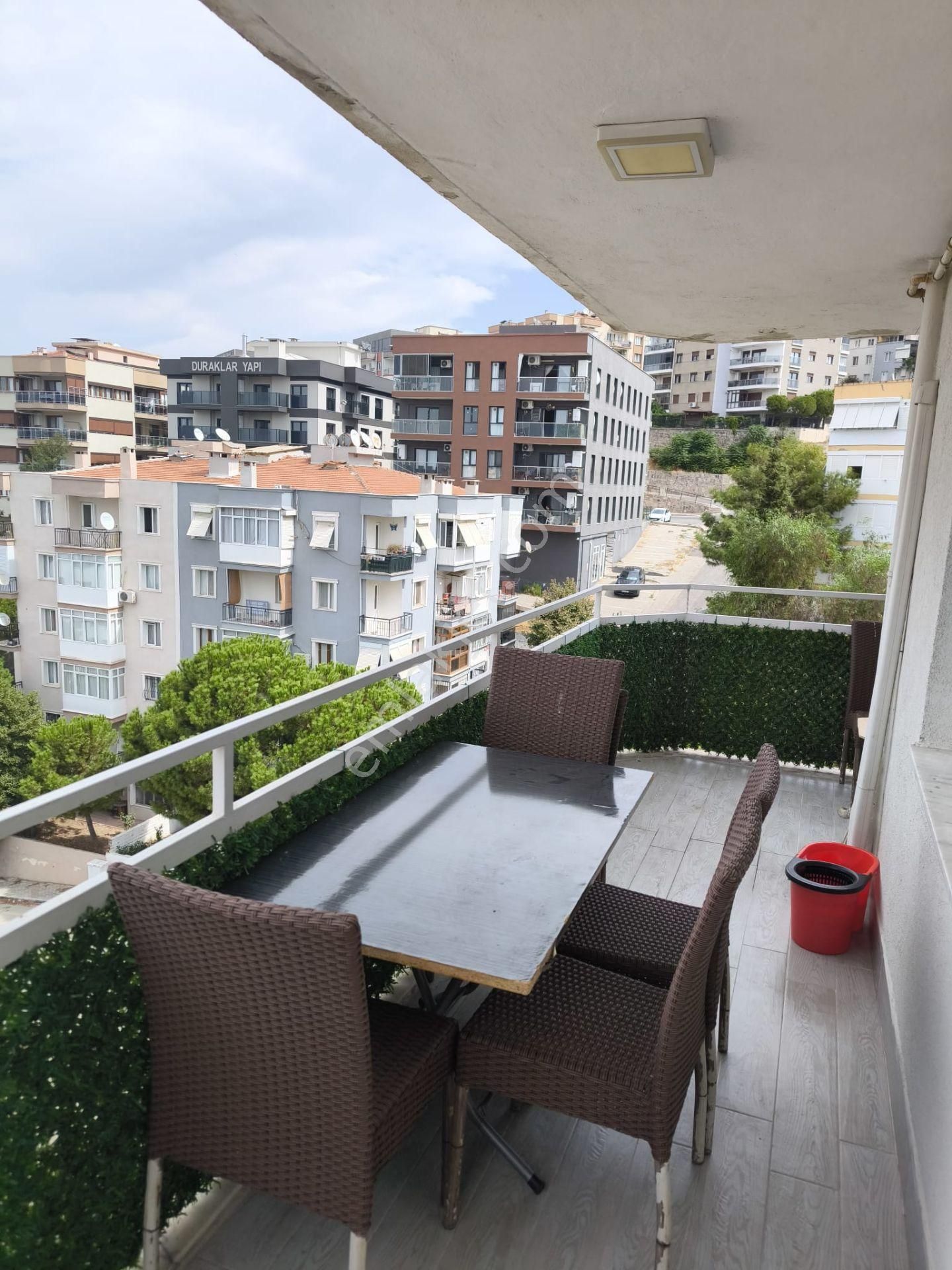 Karabağlar Y Yurt Satılık Daire Asansörlü