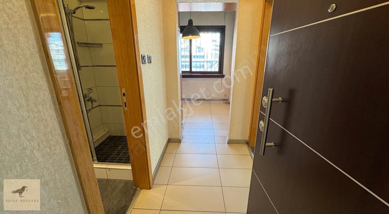 Kiralık, Kızılay'ın Merkezinde, Eşyalı, Bakımlı, 1+1, Asansörlü - Görsel 2