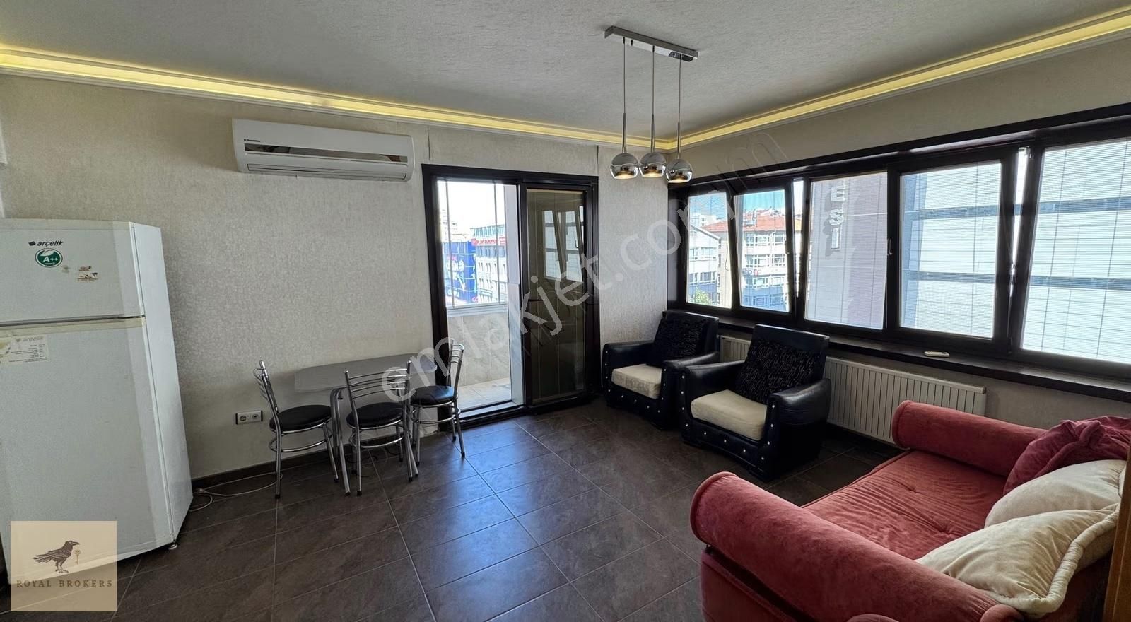 Kiralık, Kızılay'ın Merkezinde, Eşyalı, Bakımlı, 1+1, Asansörlü - Görsel 23