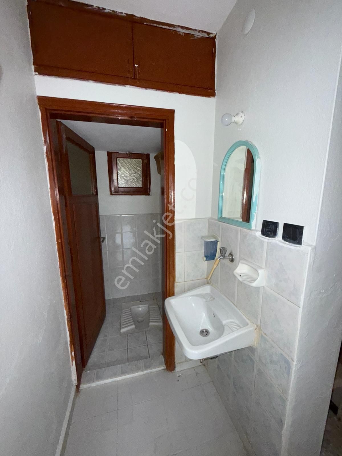 Adana Çukurova Kurttepe Mah.kiralık 3+1 Müstakil Daire Doğalgazı Sıfır Takılacak Dört Cephe Bahçeli - Görsel 2