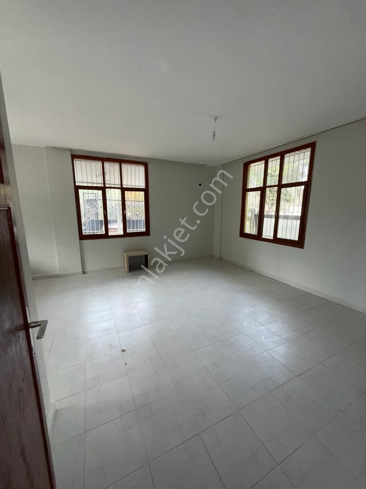 Adana Çukurova Kurttepe Mah.kiralık 3+1 Müstakil Daire Doğalgazı Sıfır Takılacak Dört Cephe Bahçeli - Görsel 10