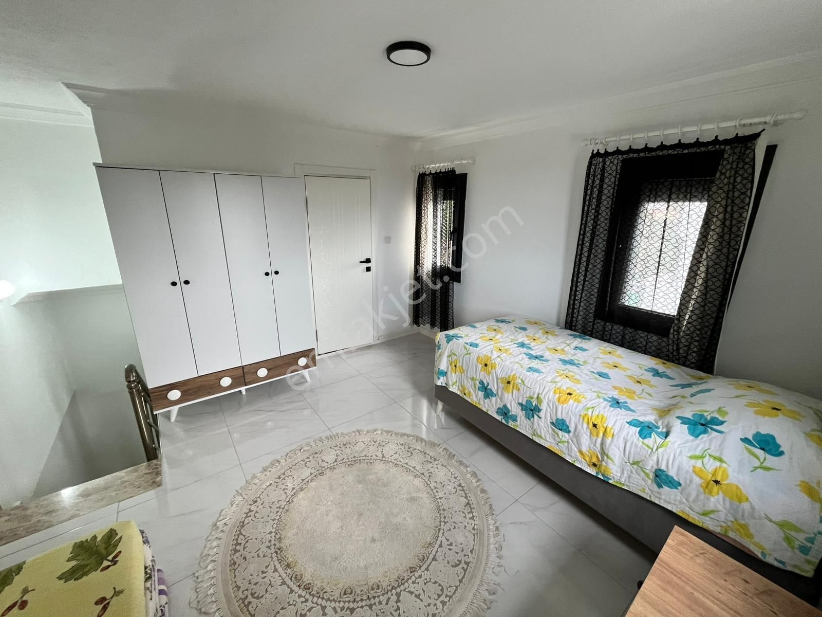 3+1 Ayrı Mutfak Müstakil Bahçeli Eşyalı Kat Mülkiyetli Yeni Villa - Görsel 11