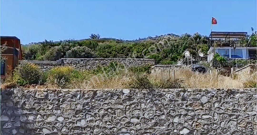 Rw Akar'dan Gümüldür Ovacık Caddesinde Satılık Arsa