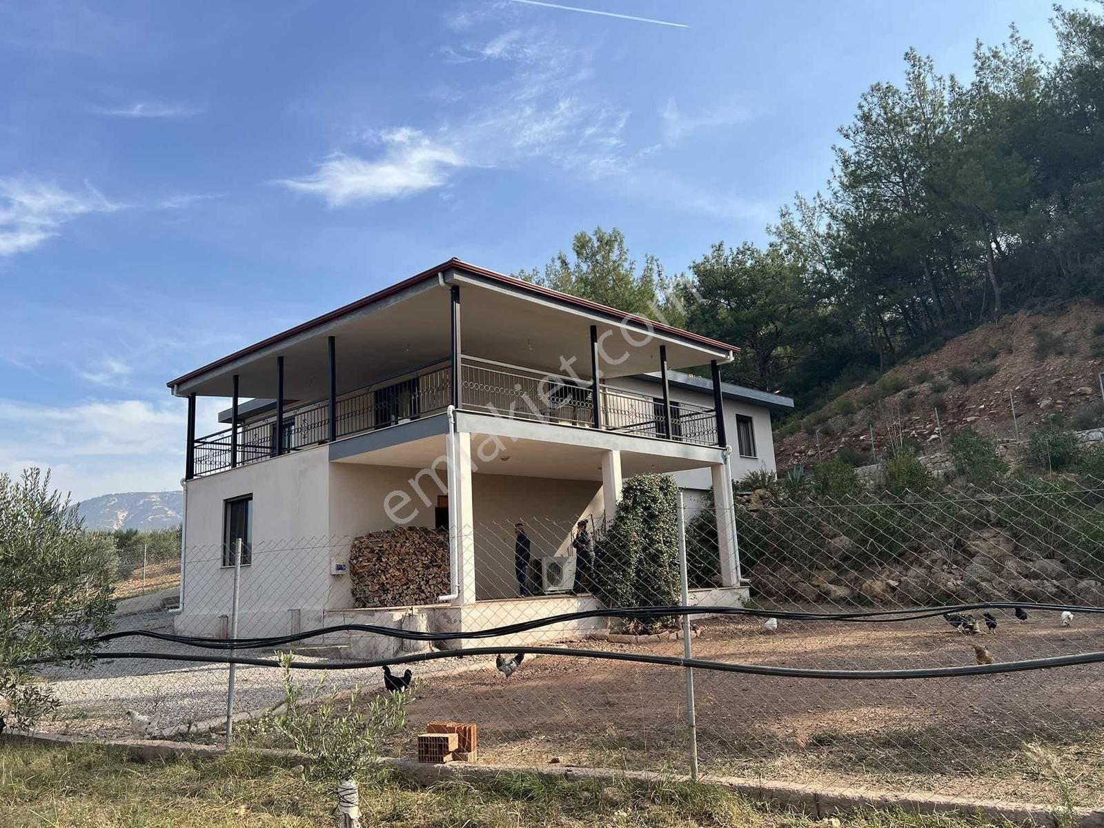 Rw Akar'dan Orhanlı'da Satılık Villa