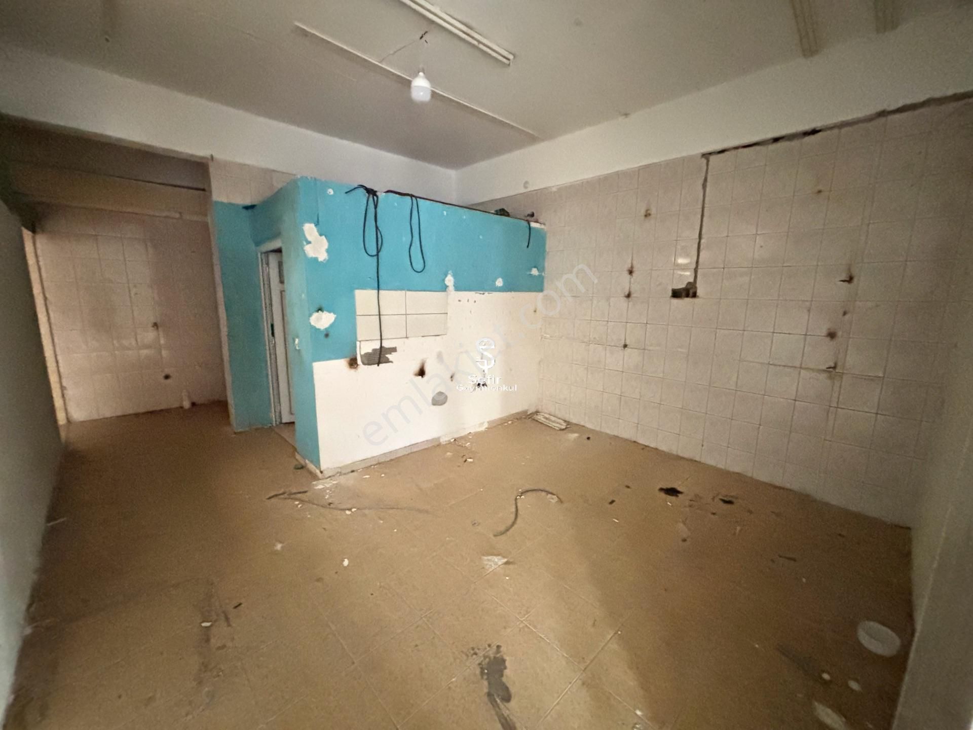 Alanya Cikcilli'de Merkezi Konum Geniş Kiralık Dükkan - Görsel 10