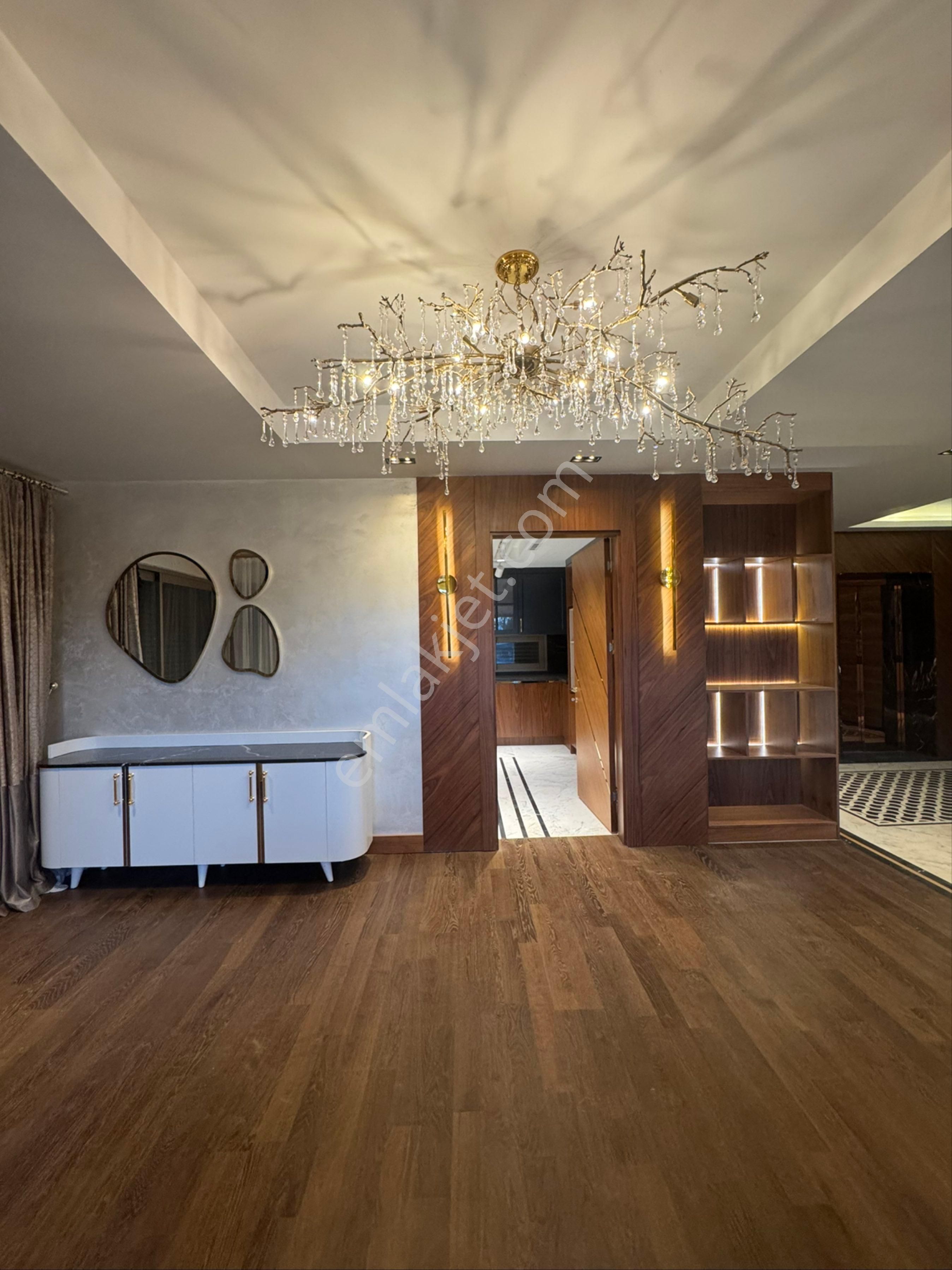 Satılık Özel Villa Asansörlü Hamam Sauna Kapalı Otoparklı - Görsel 19