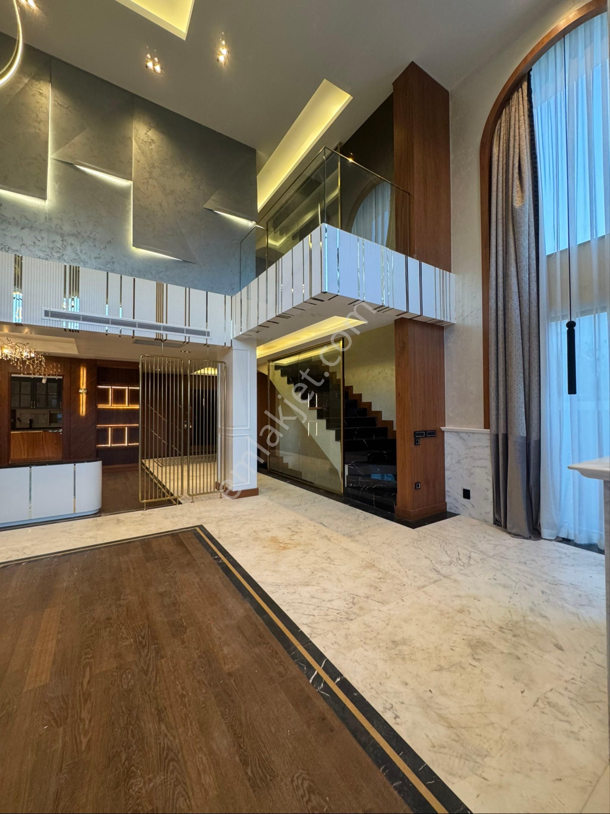 Satılık Özel Villa Asansörlü Hamam Sauna Kapalı Otoparklı - Görsel 12