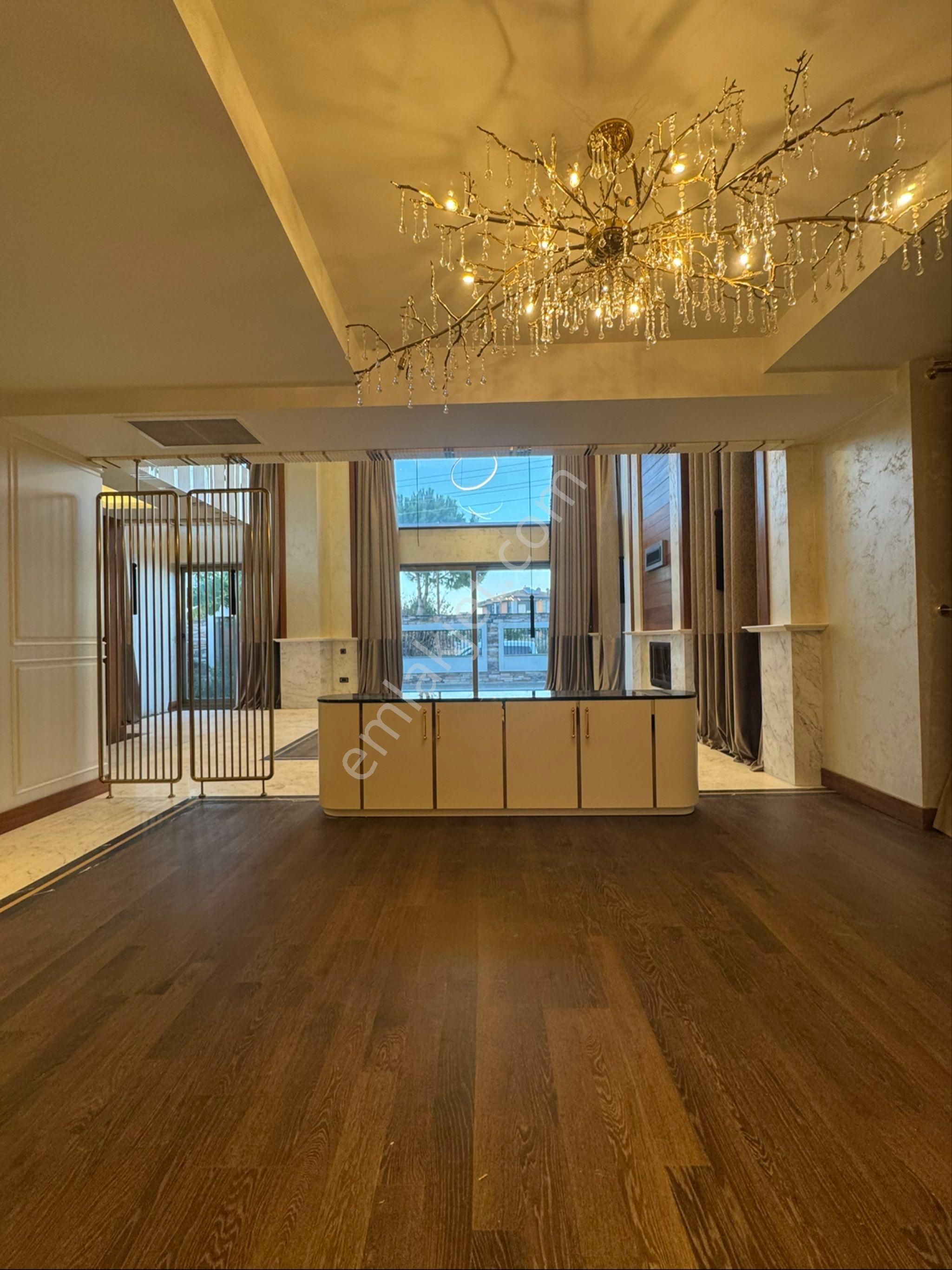 Satılık Özel Villa Asansörlü Hamam Sauna Kapalı Otoparklı - Görsel 17