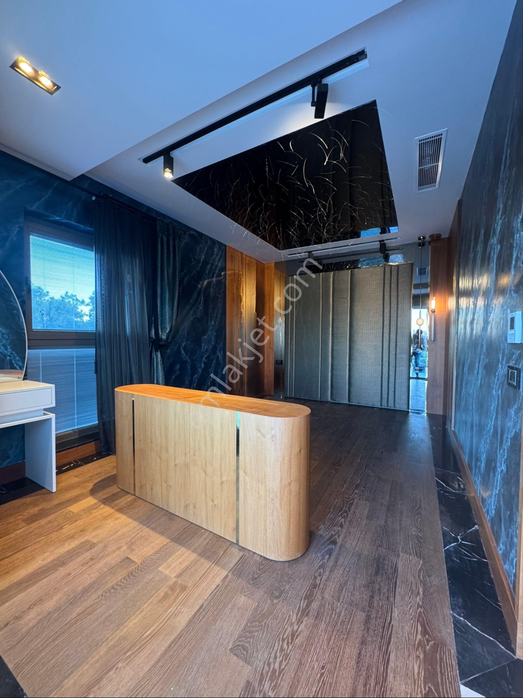 Satılık Özel Villa Asansörlü Hamam Sauna Kapalı Otoparklı - Görsel 21