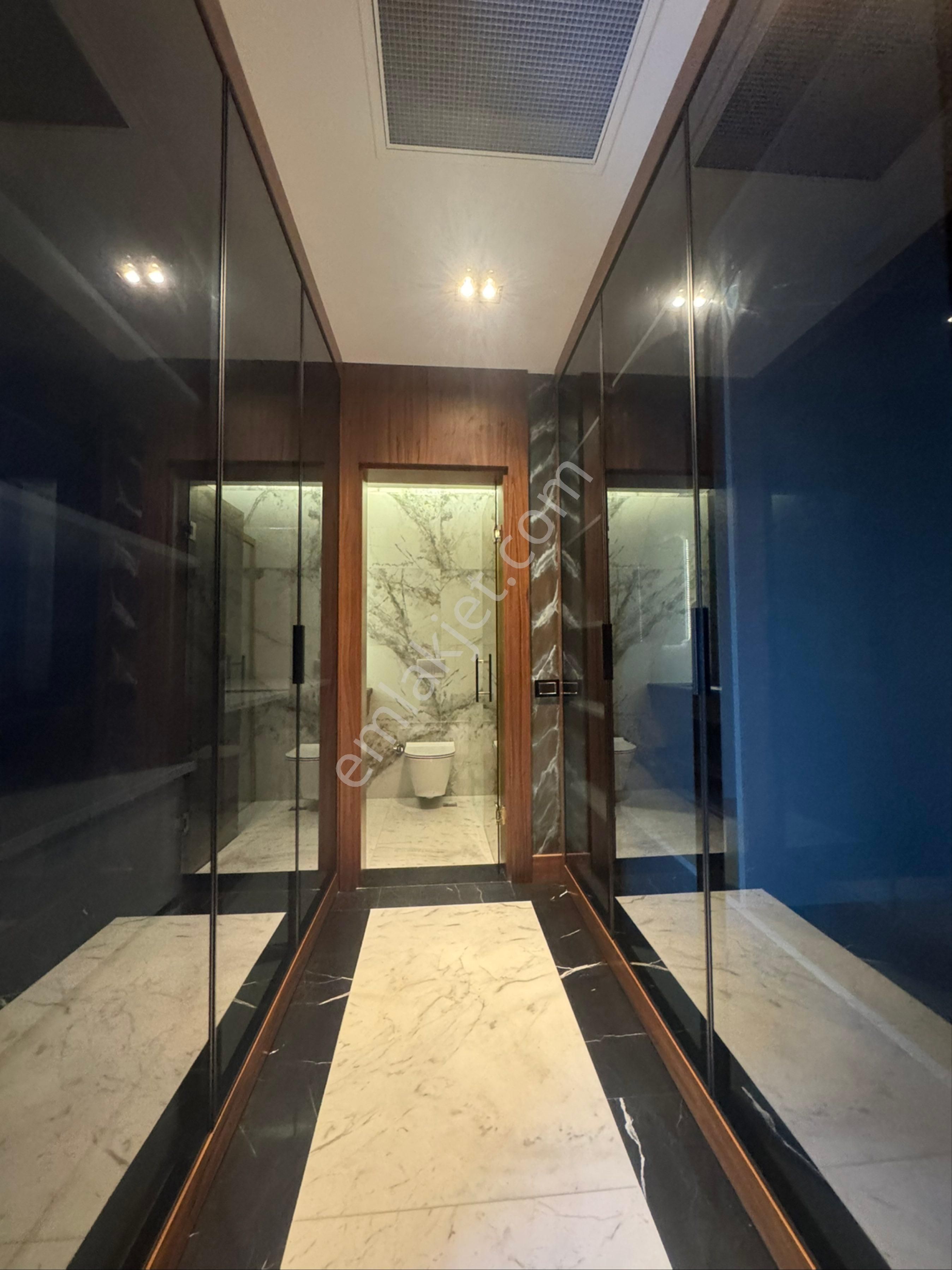 Satılık Özel Villa Asansörlü Hamam Sauna Kapalı Otoparklı - Görsel 23
