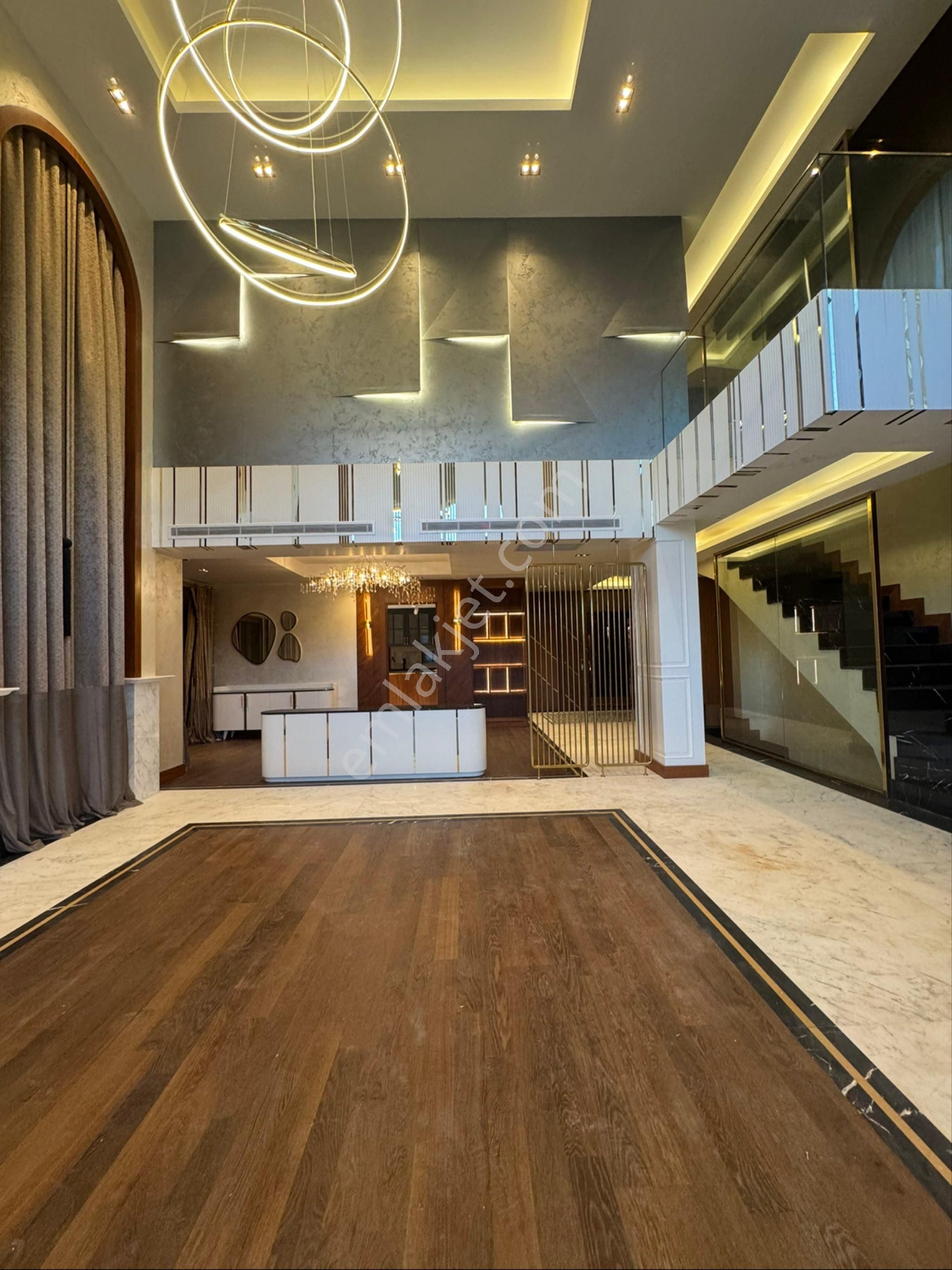 Satılık Özel Villa Asansörlü Hamam Sauna Kapalı Otoparklı - Görsel 15