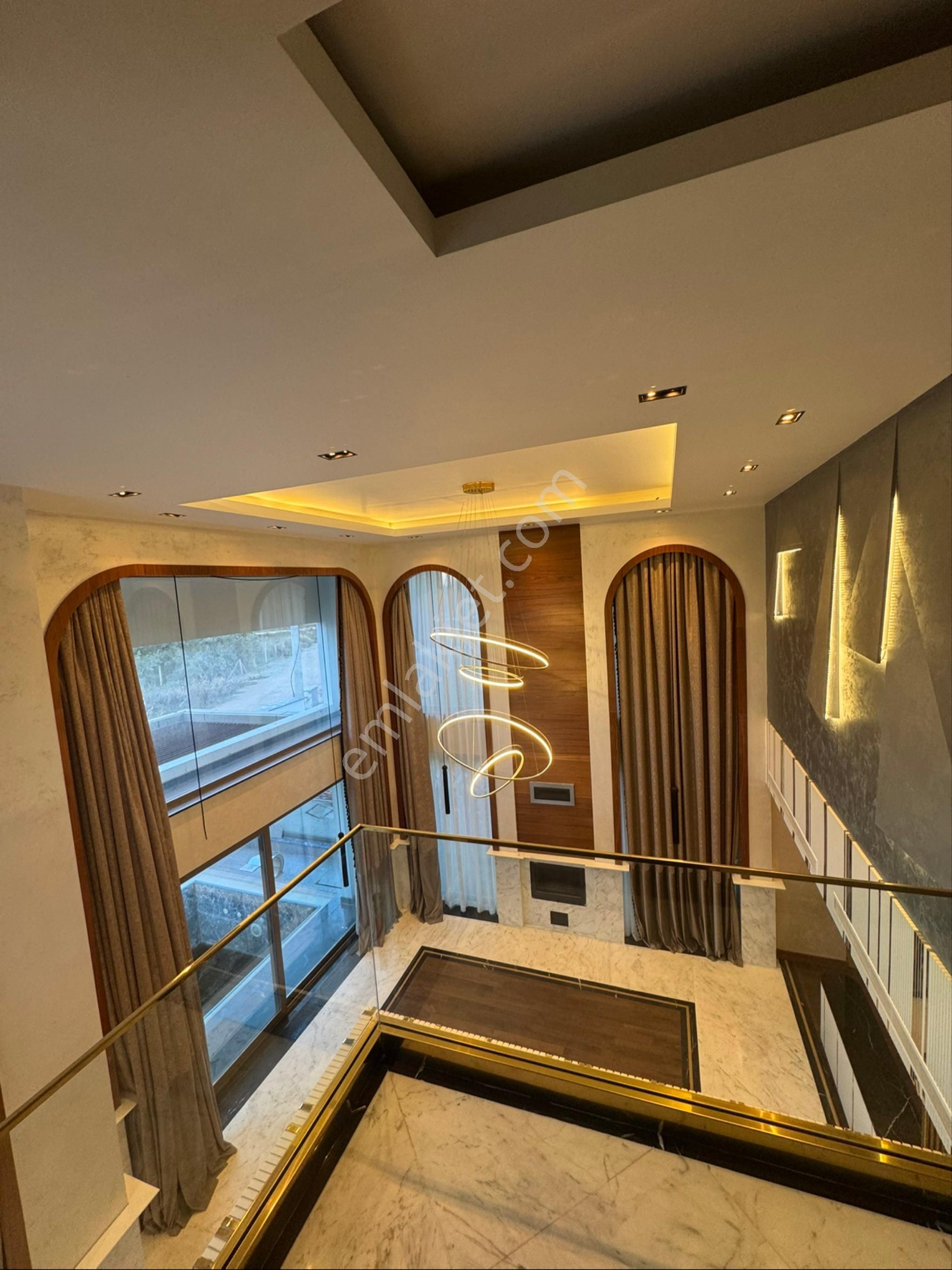 Satılık Özel Villa Asansörlü Hamam Sauna Kapalı Otoparklı - Görsel 25