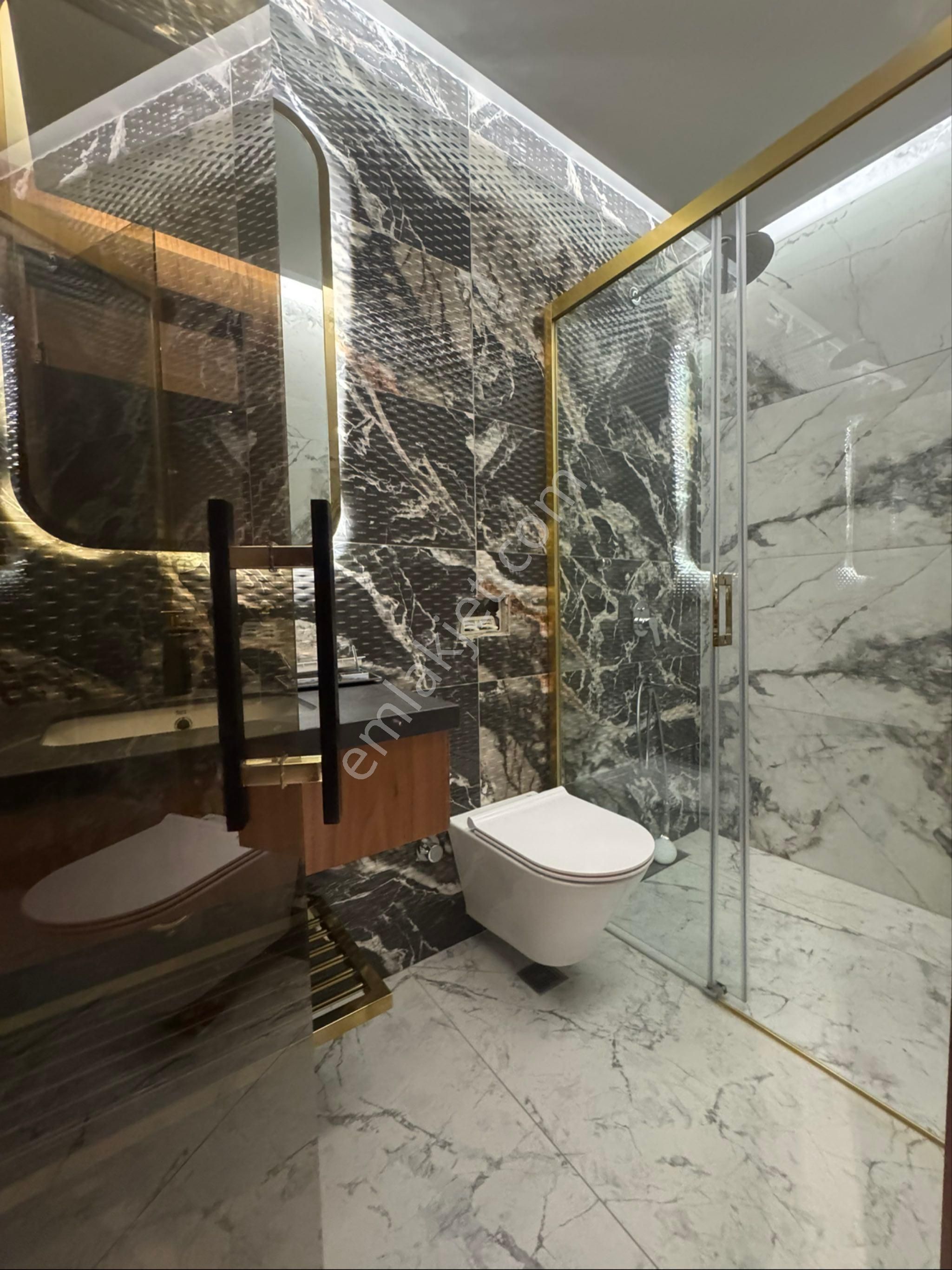 Satılık Özel Villa Asansörlü Hamam Sauna Kapalı Otoparklı - Görsel 26