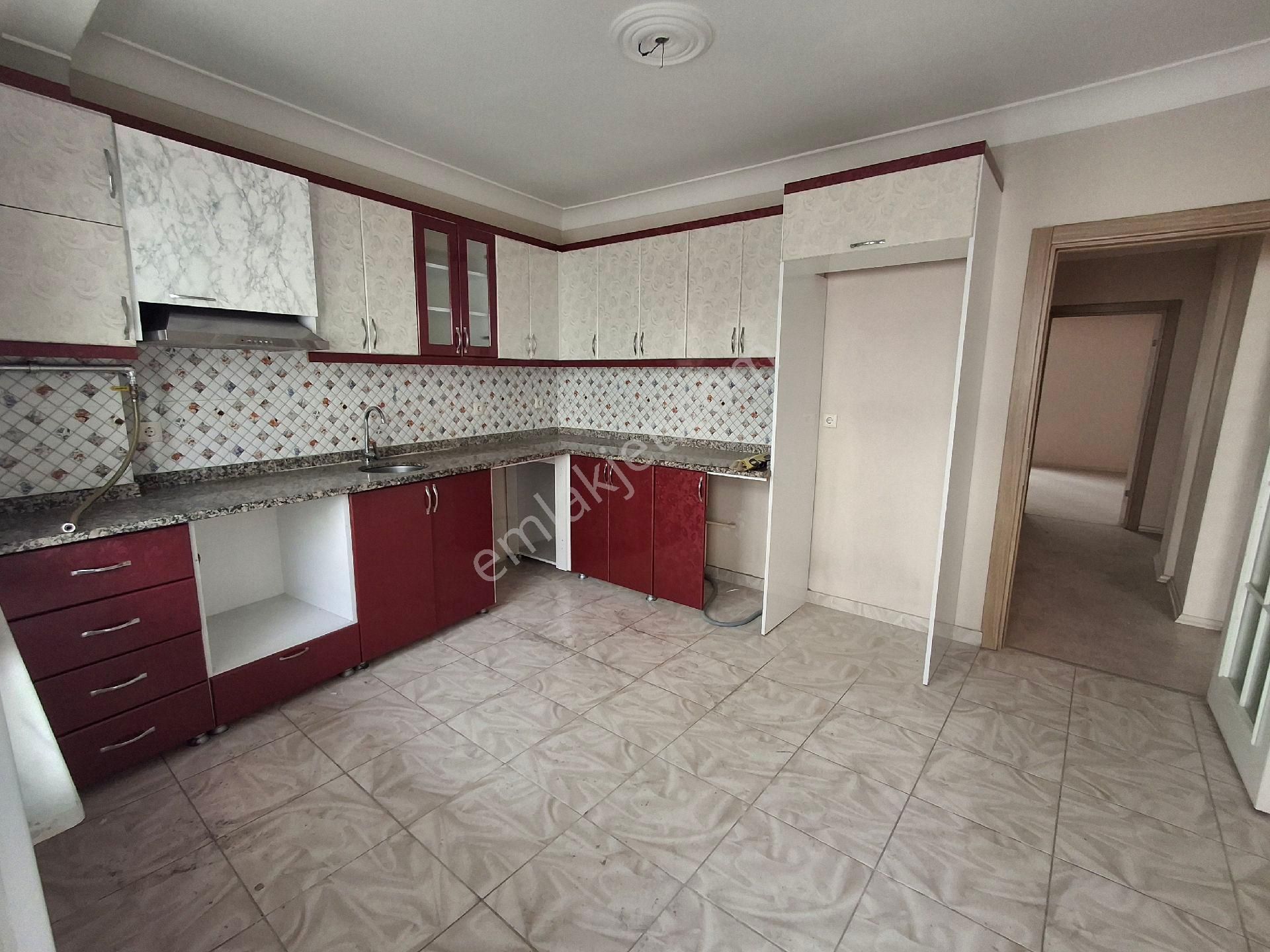 İddia Ediyoruz Bölgenin En Büyük Dairesi Geniş Ferah 3+1 Büyük Mutfak - Görsel 15