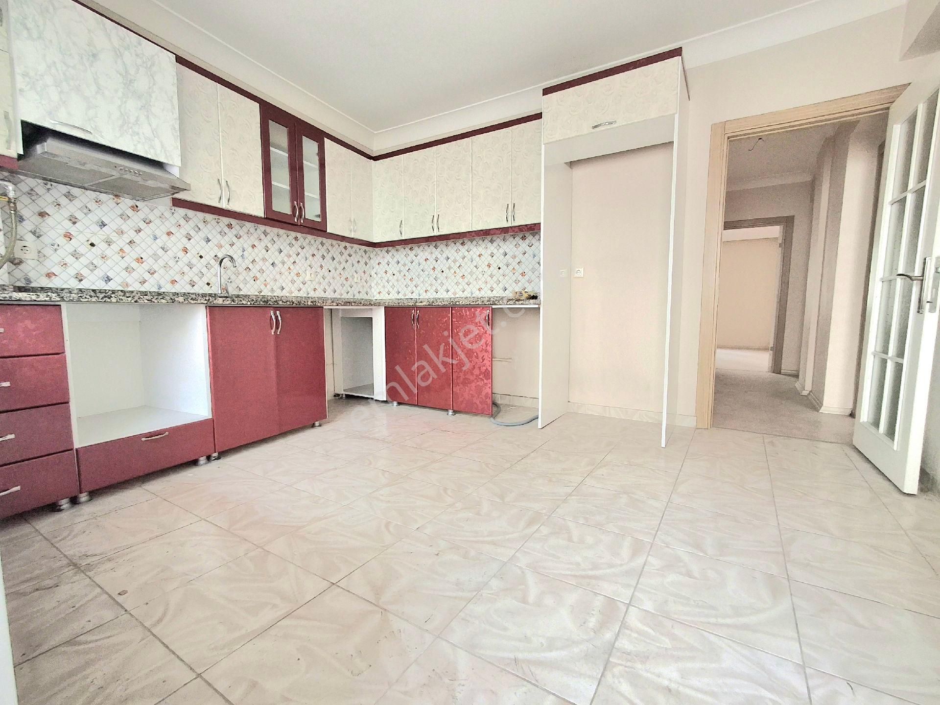 İddia Ediyoruz Bölgenin En Büyük Dairesi Geniş Ferah 3+1 Büyük Mutfak - Görsel 14