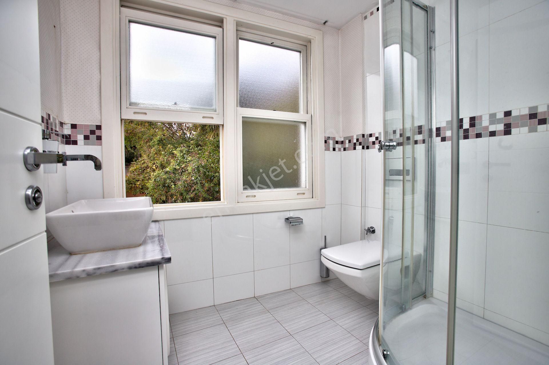 Arnavutköy’de Muhteşem Boğaz Manzaralı, Müstakil Ev. - Görsel 25