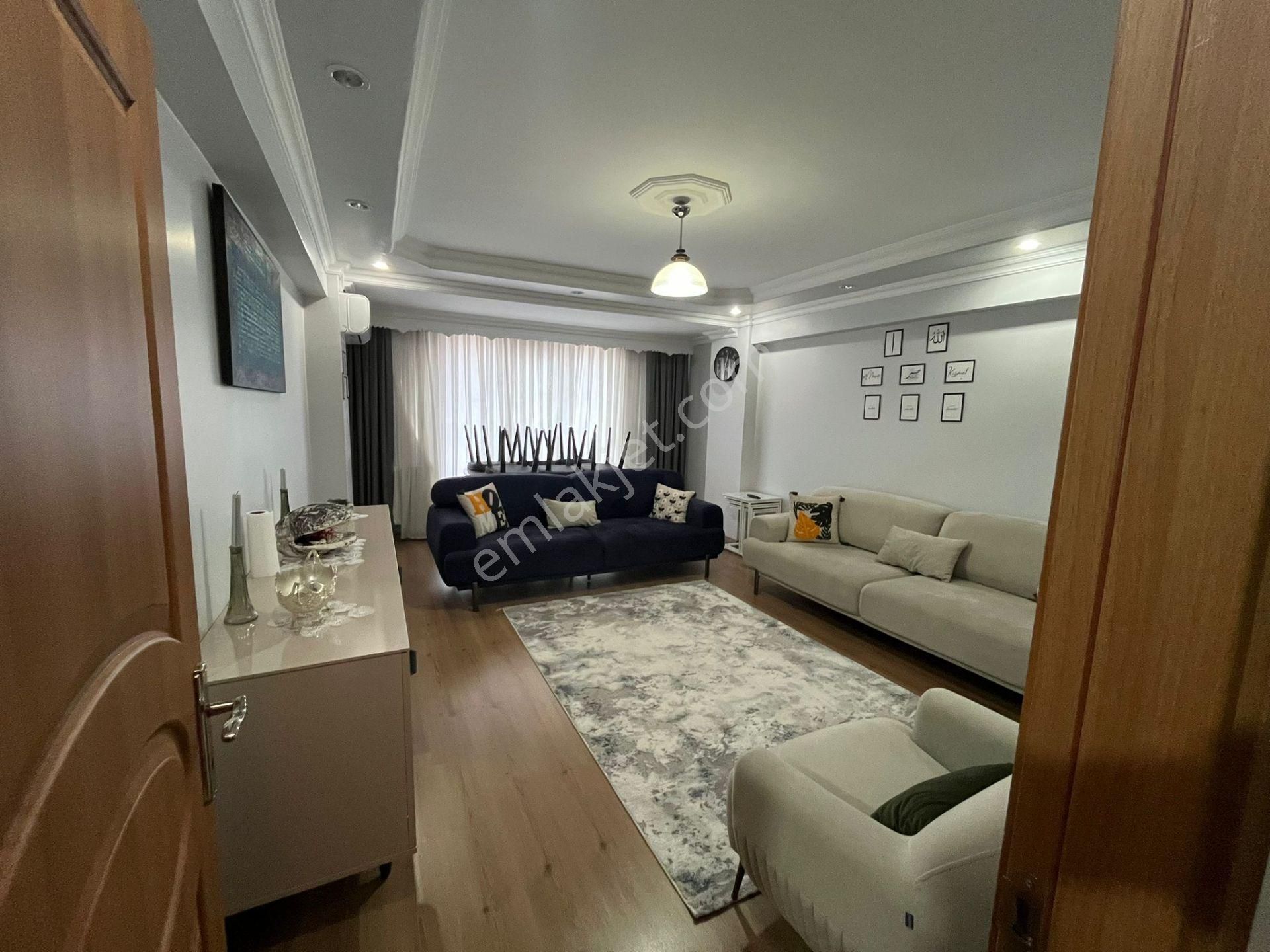 Üç Kardeşler'den Yunus Emre Mh 3+1 13-yaş 140m2 Lüx Ara Kat Daire