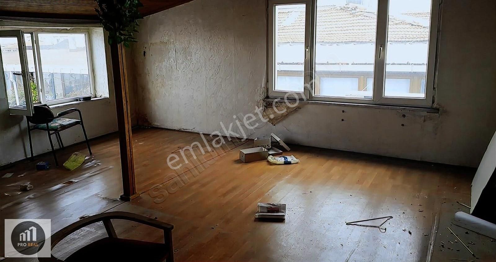 Bahçelievlerde Fırsat Kelepir Satılık 4+2 Daire - Görsel 4