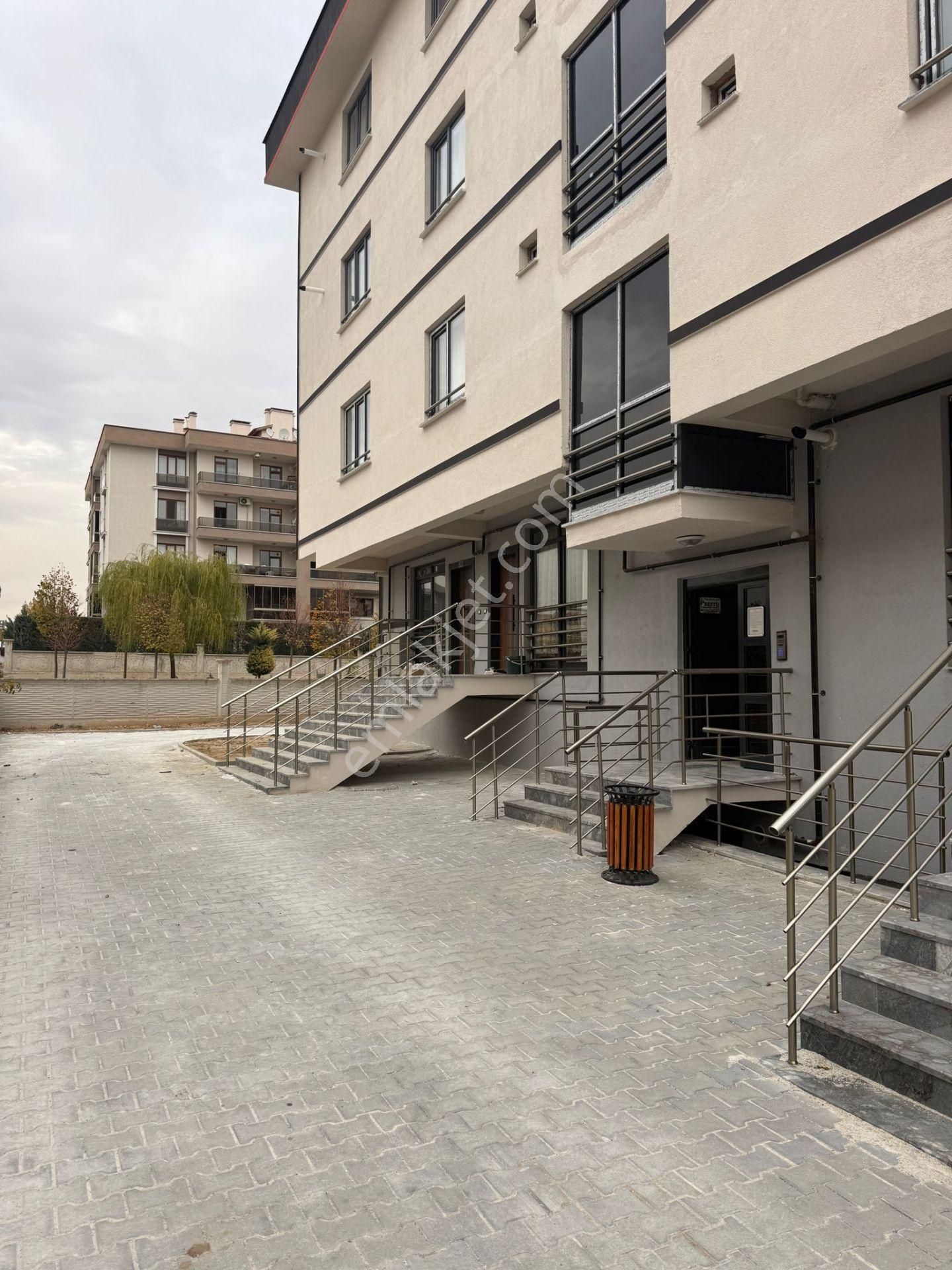 İsa Kavak Gayrimenkul’den Satılık 1+1 Daire – Selçuklu/beyhekim - Görsel 2