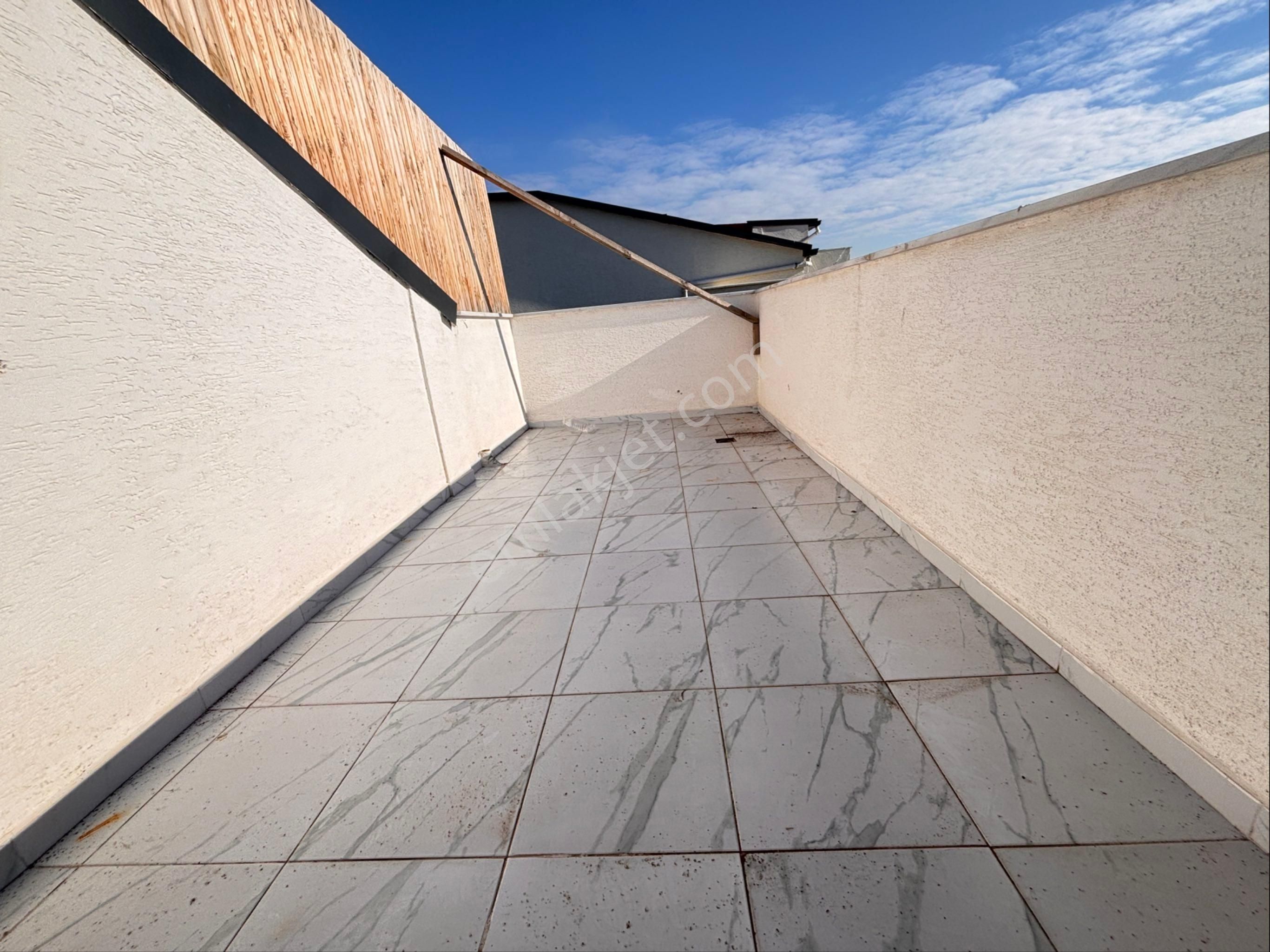 Sırasöğütler Mahhalesinde 3+1 Üst Dubleks - Görsel 13