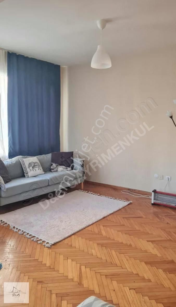 Müjdat Gezen' De, 3+1, Ferah Daire - Görsel 3