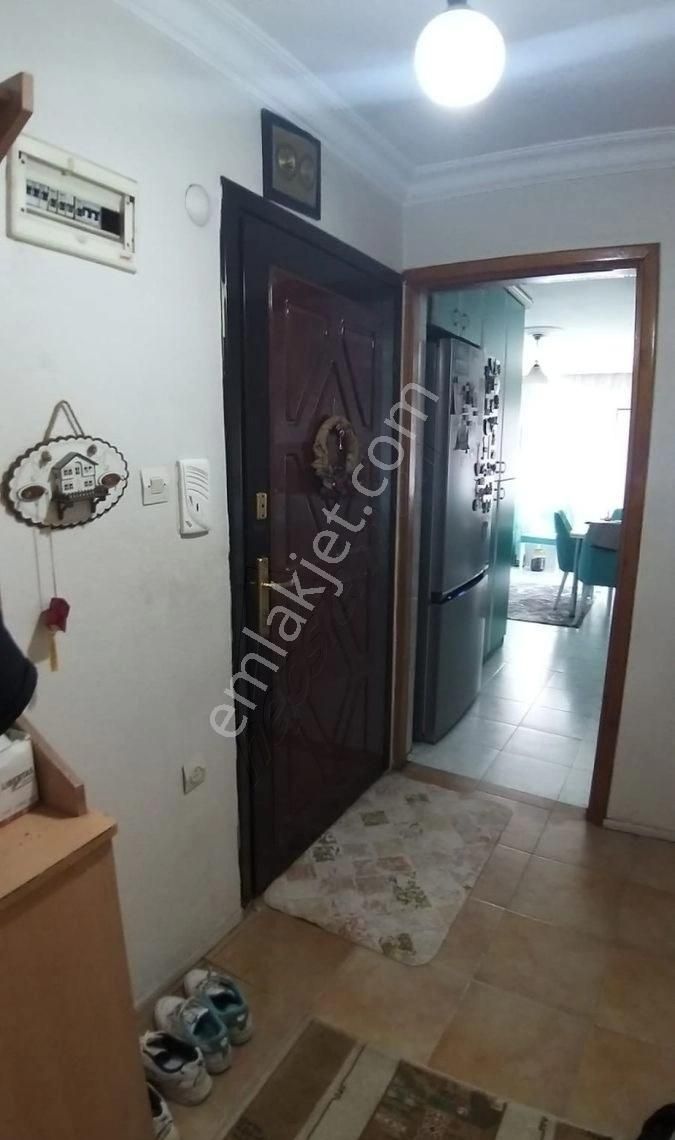 Karabağlar Doğanay Mahallesinde Ara Kat Asansörlü Otoparklı 3+1 Satılık Daire - Görsel 12