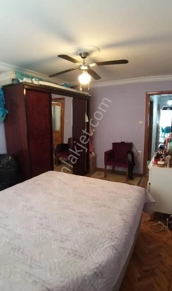 Karabağlar Doğanay Mahallesinde Ara Kat Asansörlü Otoparklı 3+1 Satılık Daire - Görsel 10